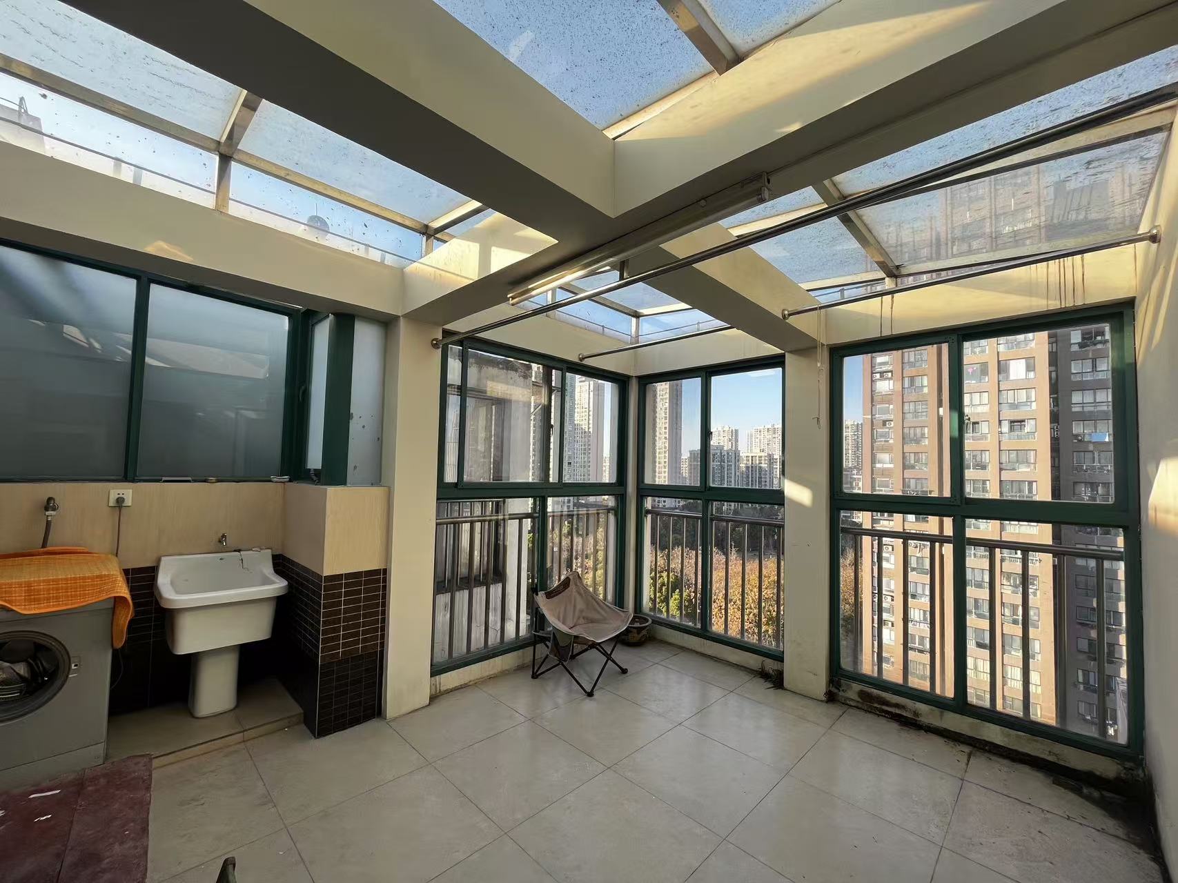 民安花苑 5室2厅2卫 206m&sup2;