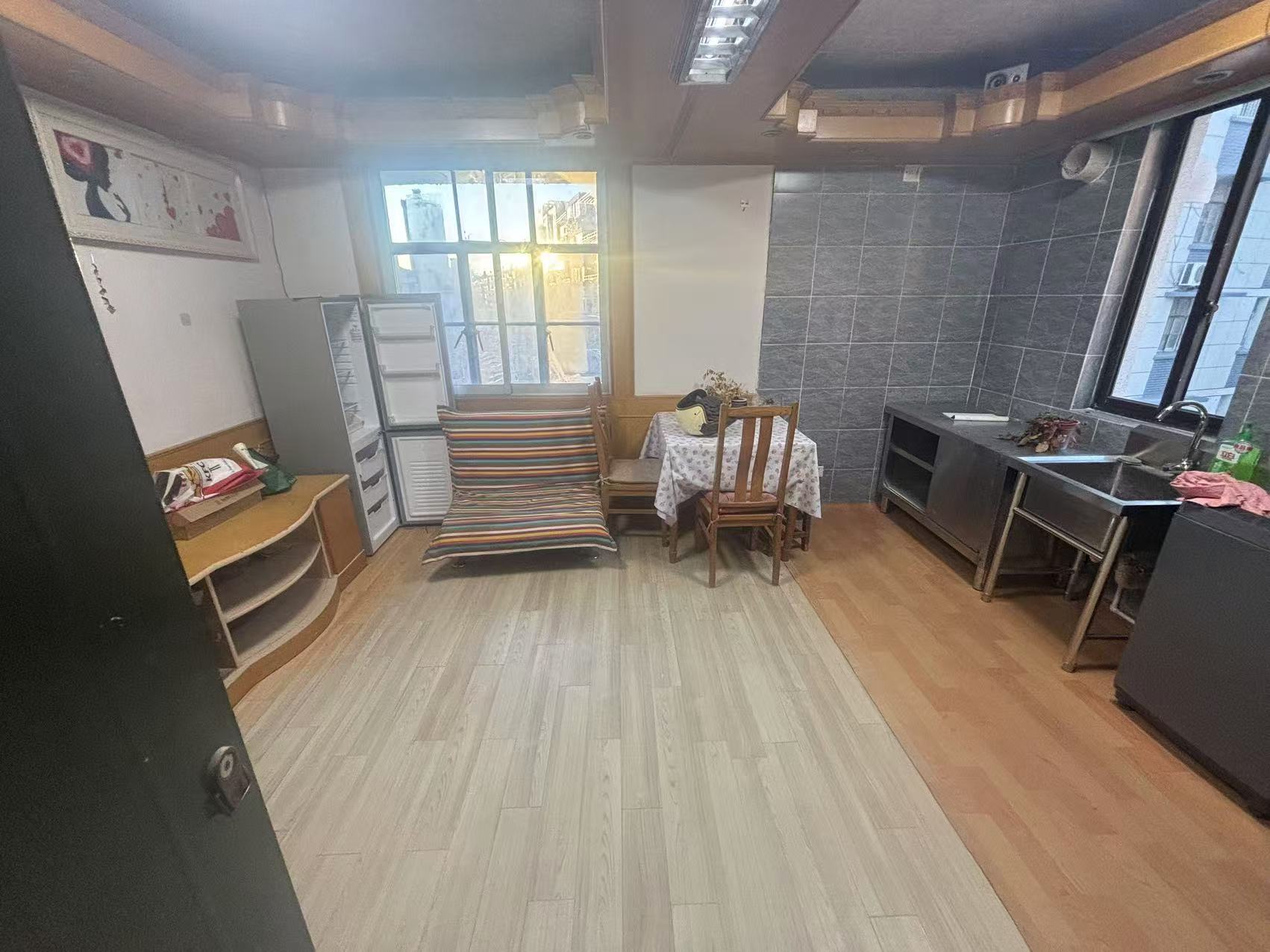 南通东苑小区 2室1厅1卫 60m&sup2;
