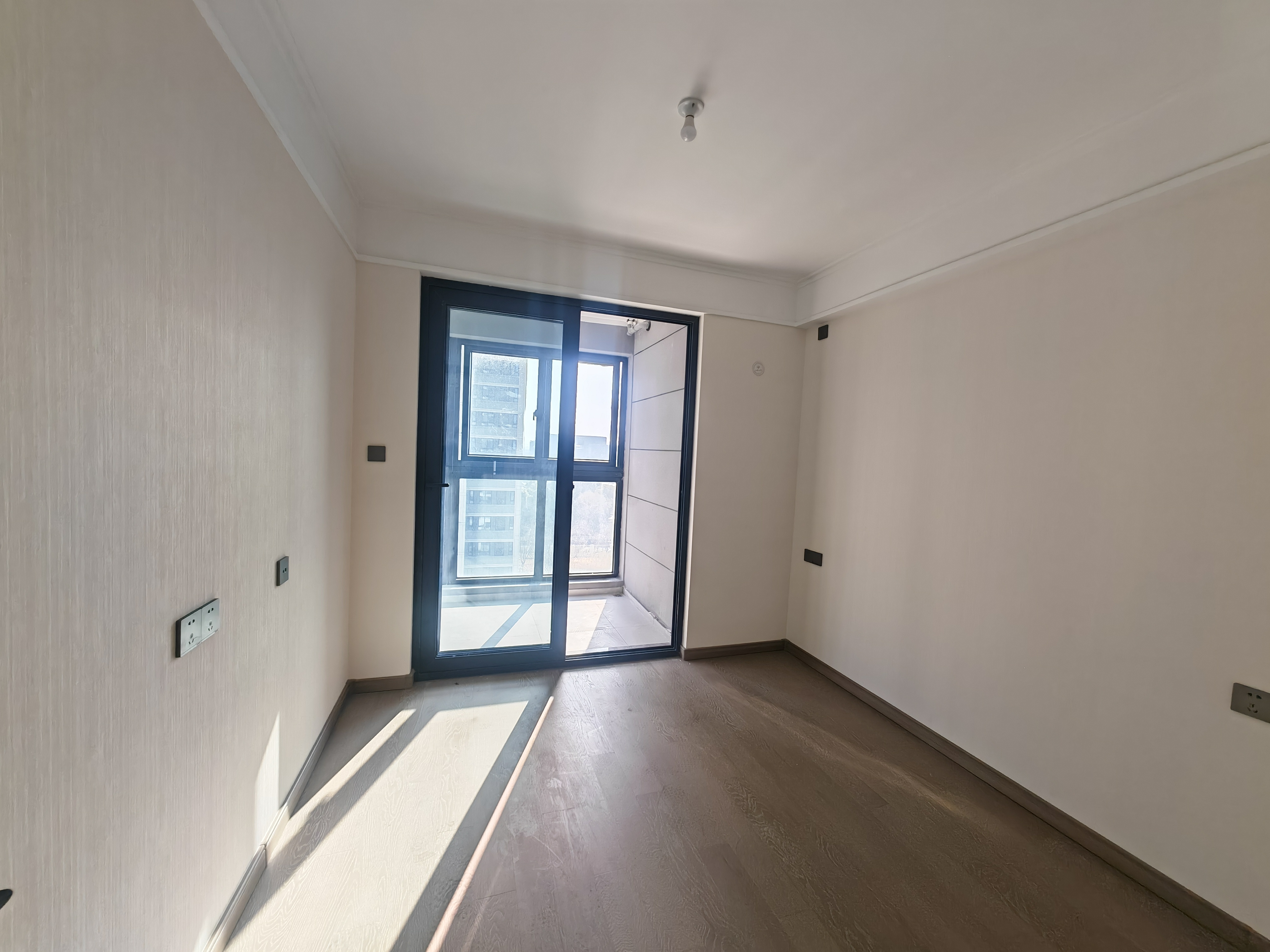 万科未来之光 3室2厅2卫 123m&sup2;