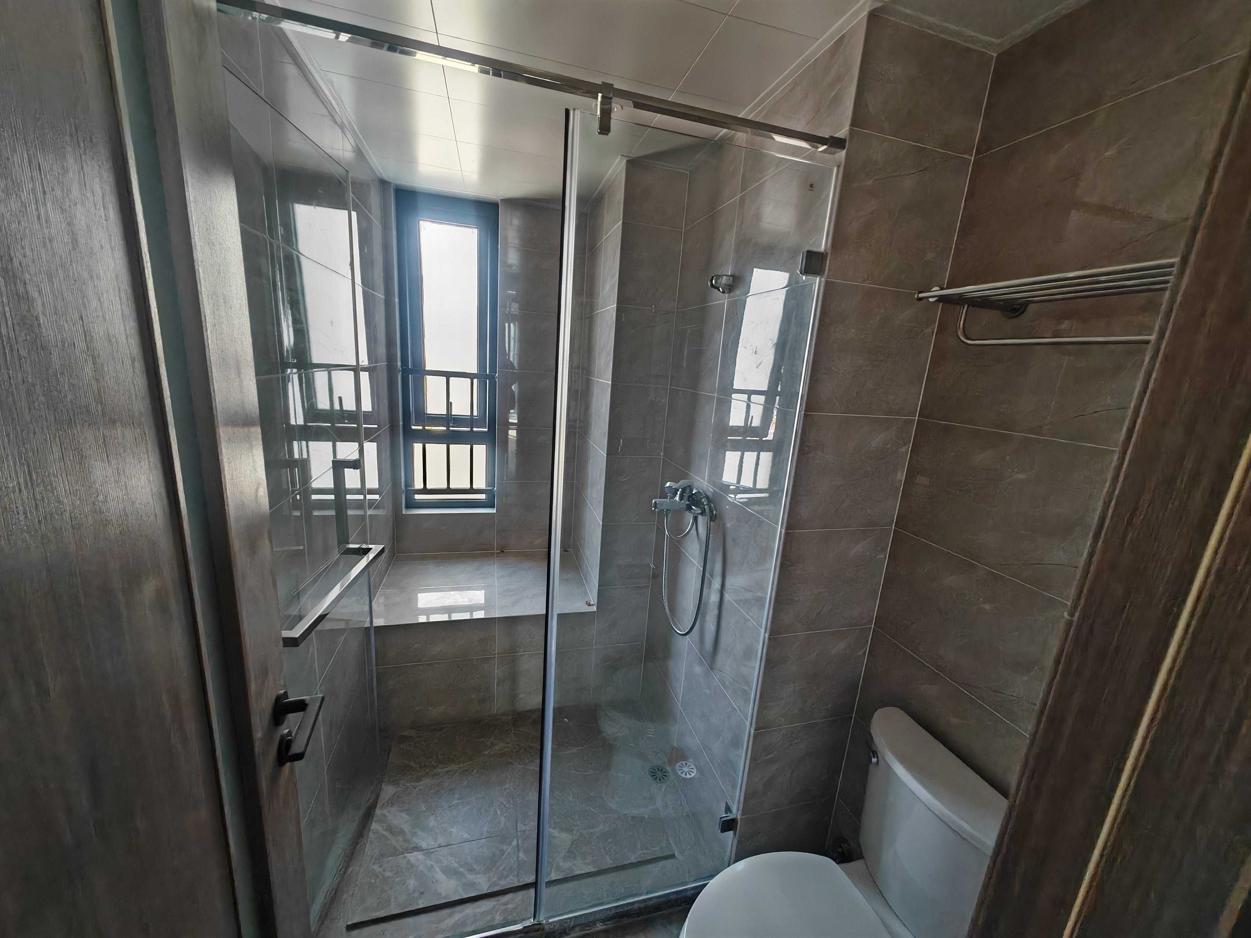 万科未来之光 3室2厅2卫 123m&sup2;