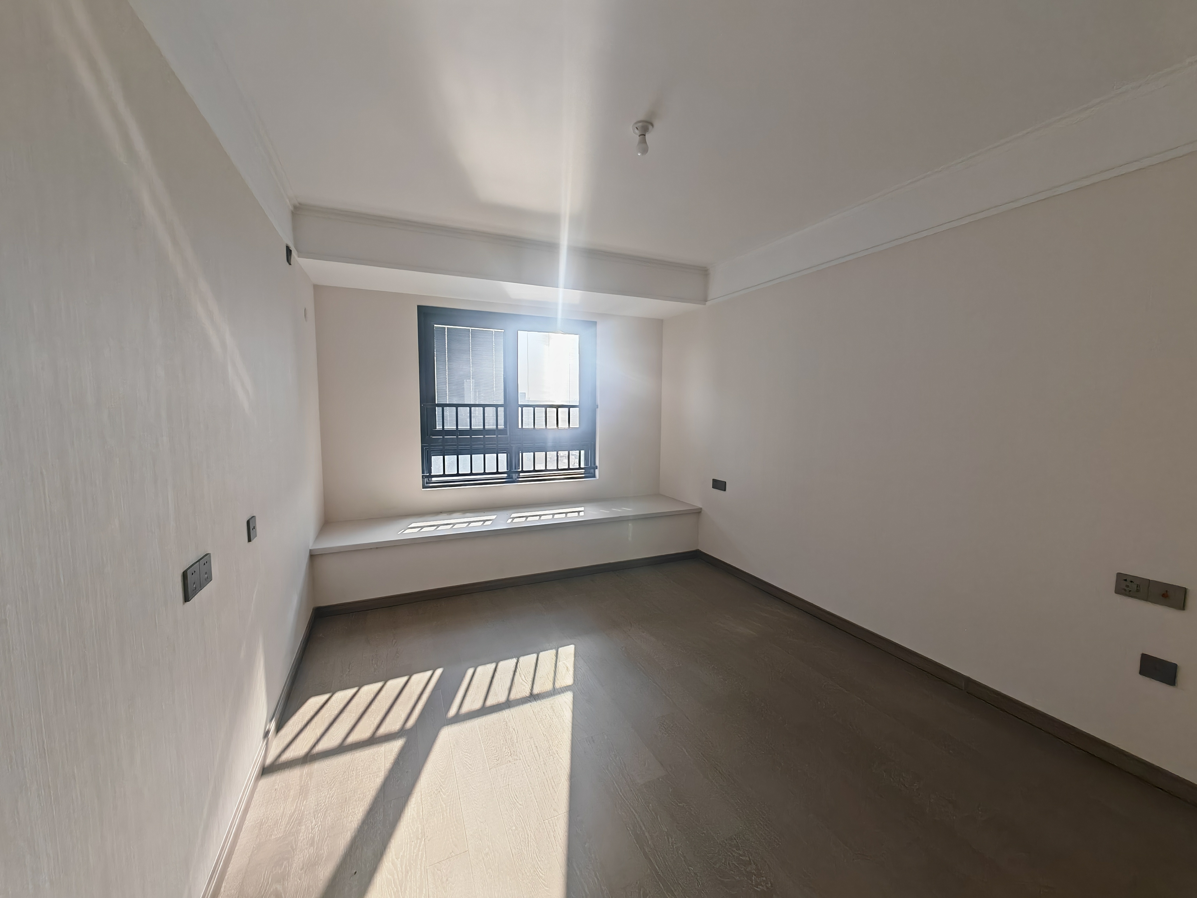 万科未来之光 3室2厅2卫 123m&sup2;