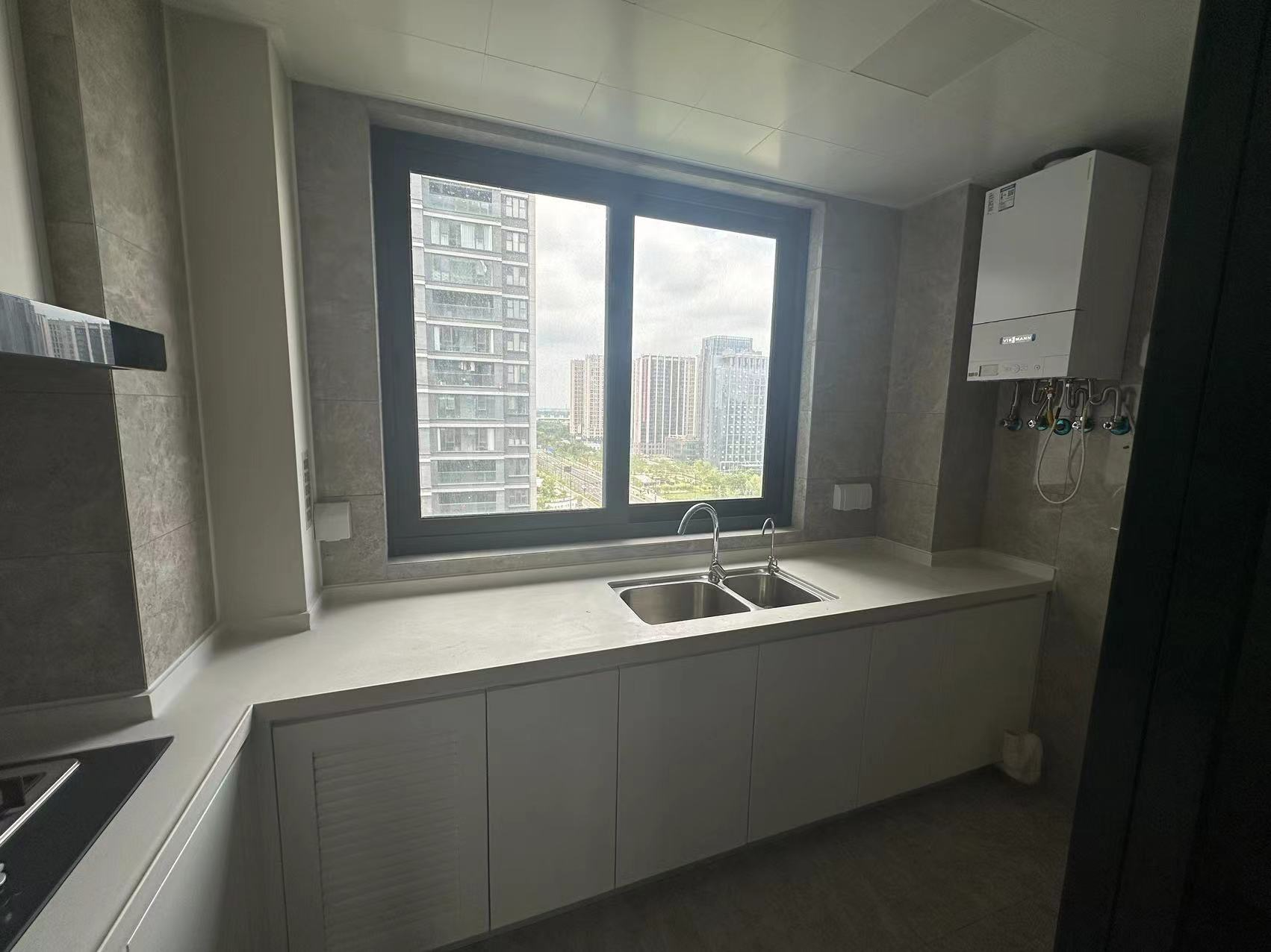 融创时代中心 3室2厅2卫 109.00m&sup2;