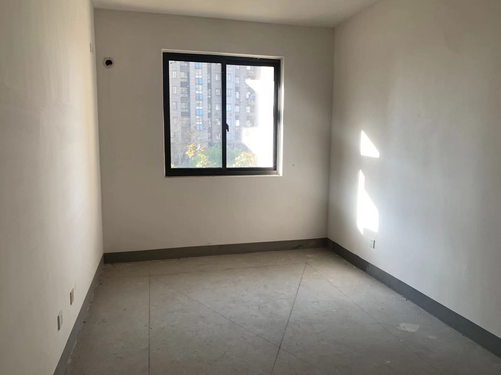 同和嘉苑东区 3室1厅1卫 118.21m²