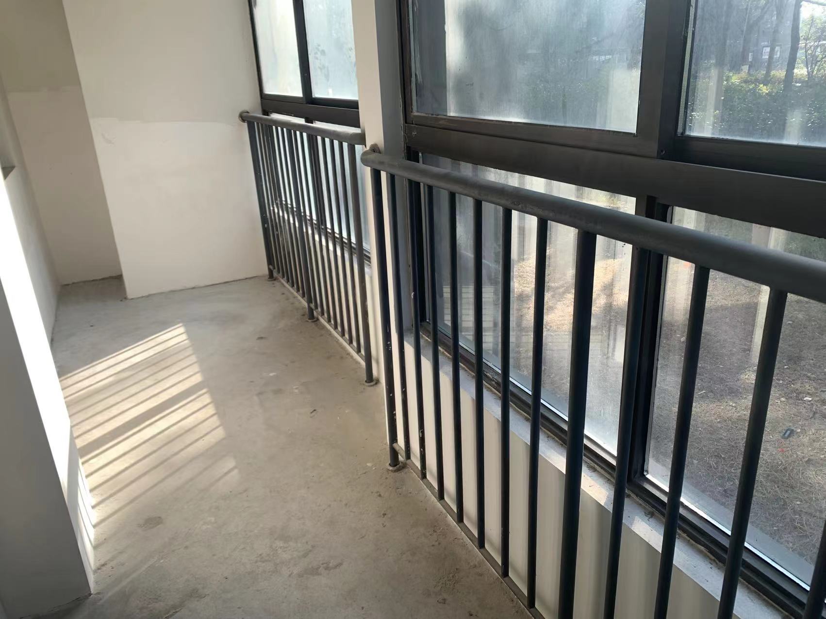 同和嘉苑东区 3室1厅1卫 118.21m²