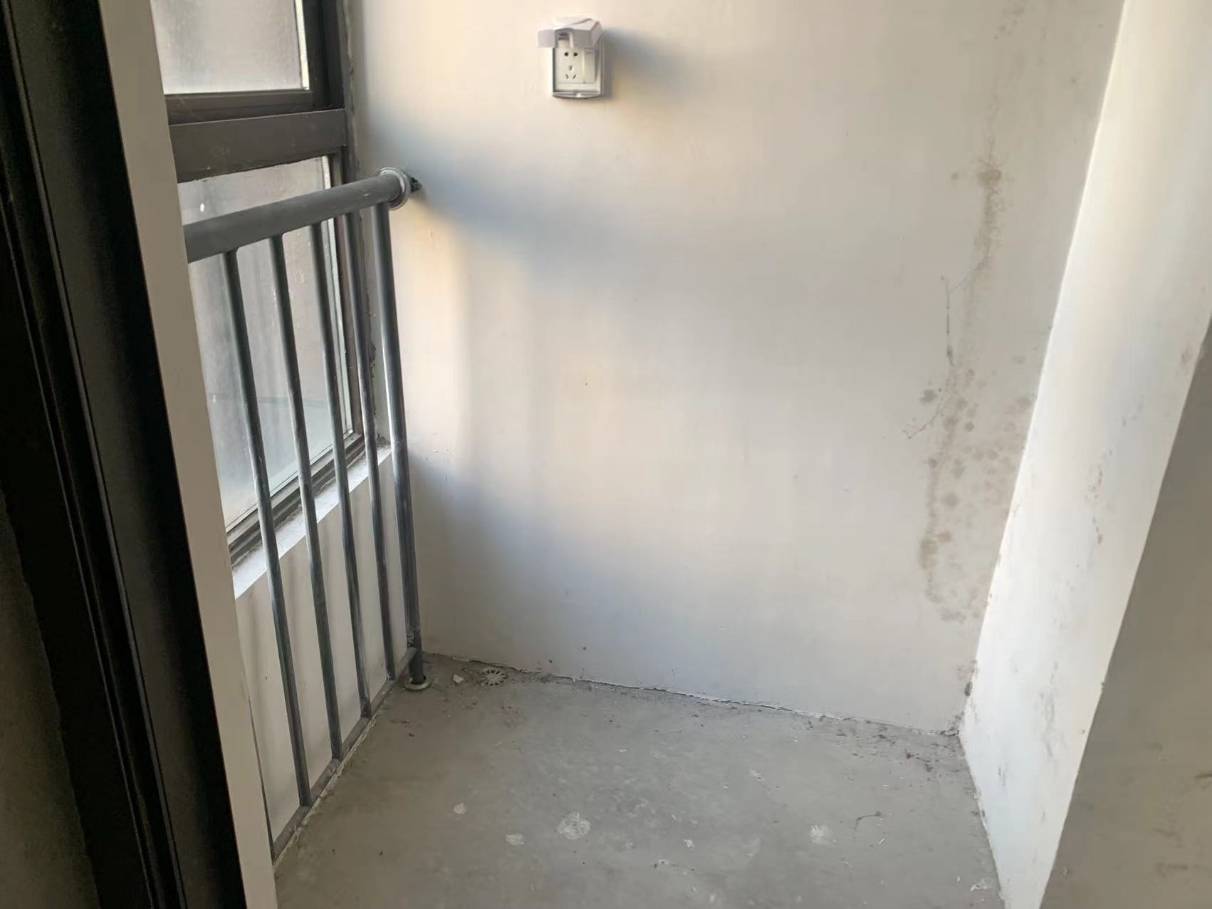 同和嘉苑东区 3室1厅1卫 118.21m²