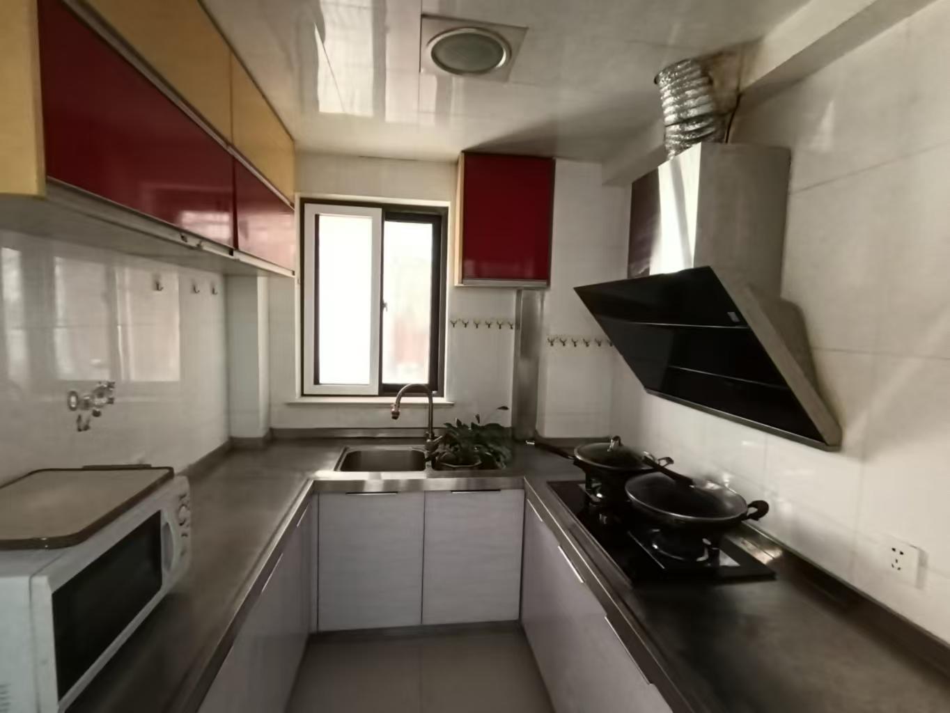 太阳鑫城 2室1厅1卫 99m&sup2;