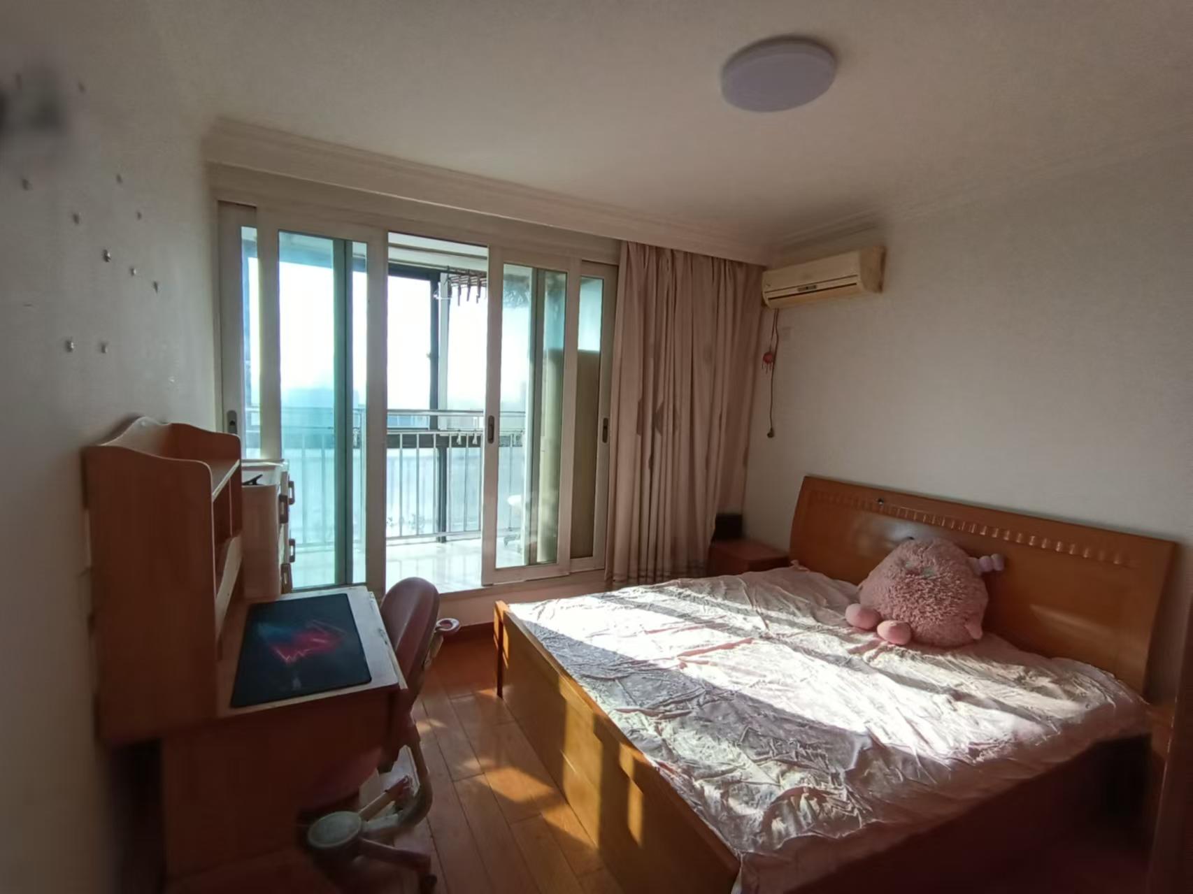 太阳鑫城 2室1厅1卫 99m&sup2;