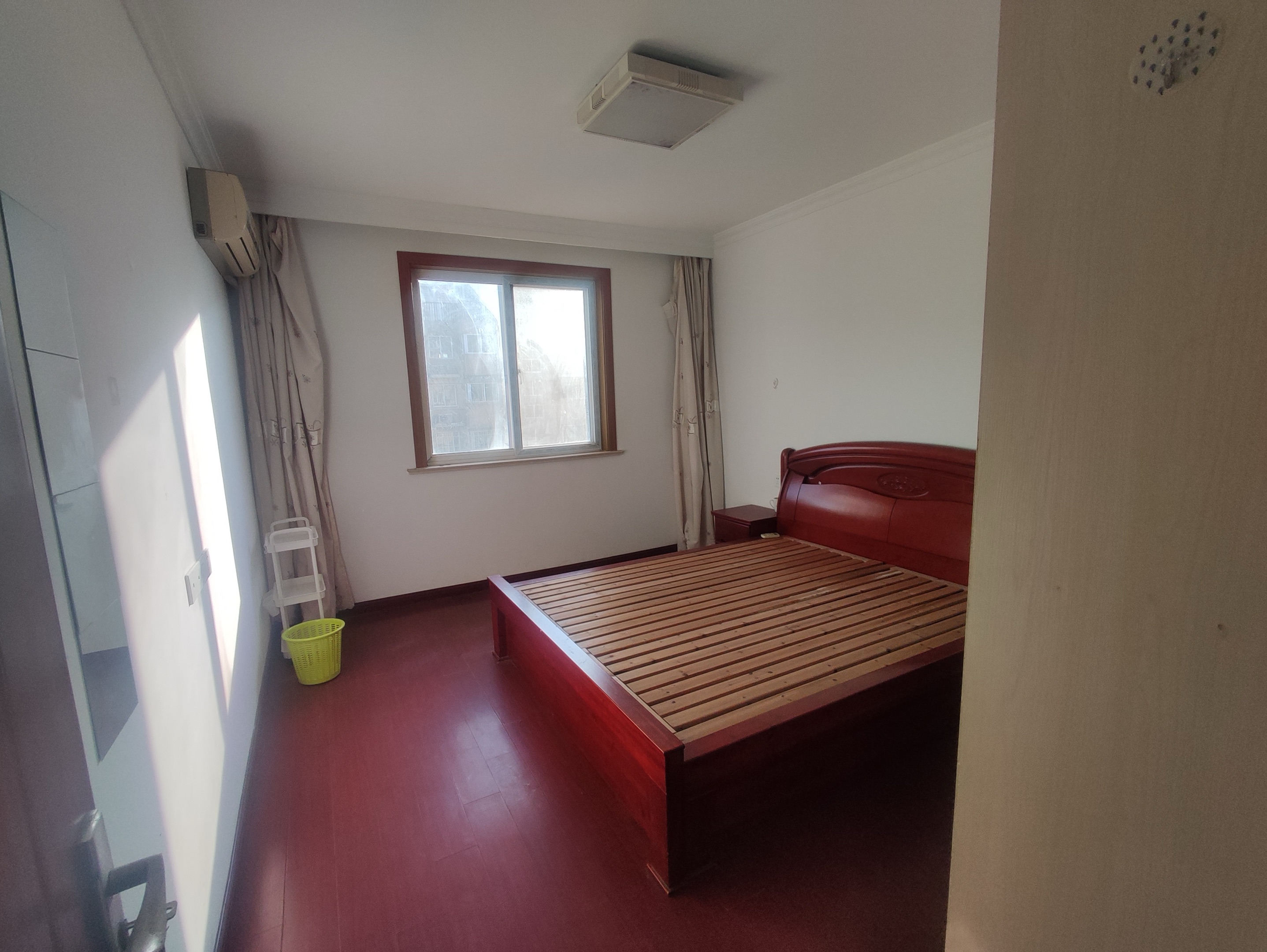 紫东花苑 3室1厅1卫 110.00m&sup2;