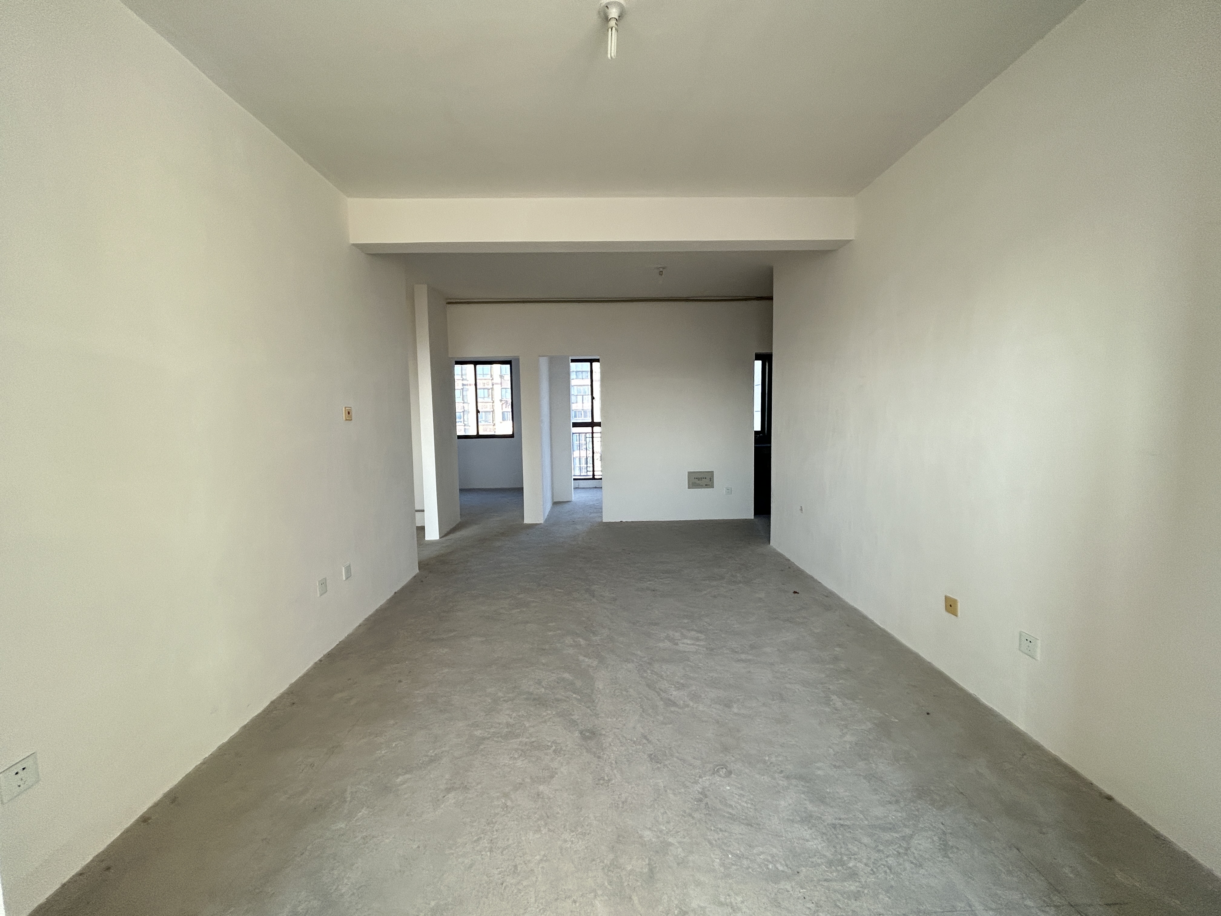 御景澜庭 3室2厅1卫 94.34m&sup2;