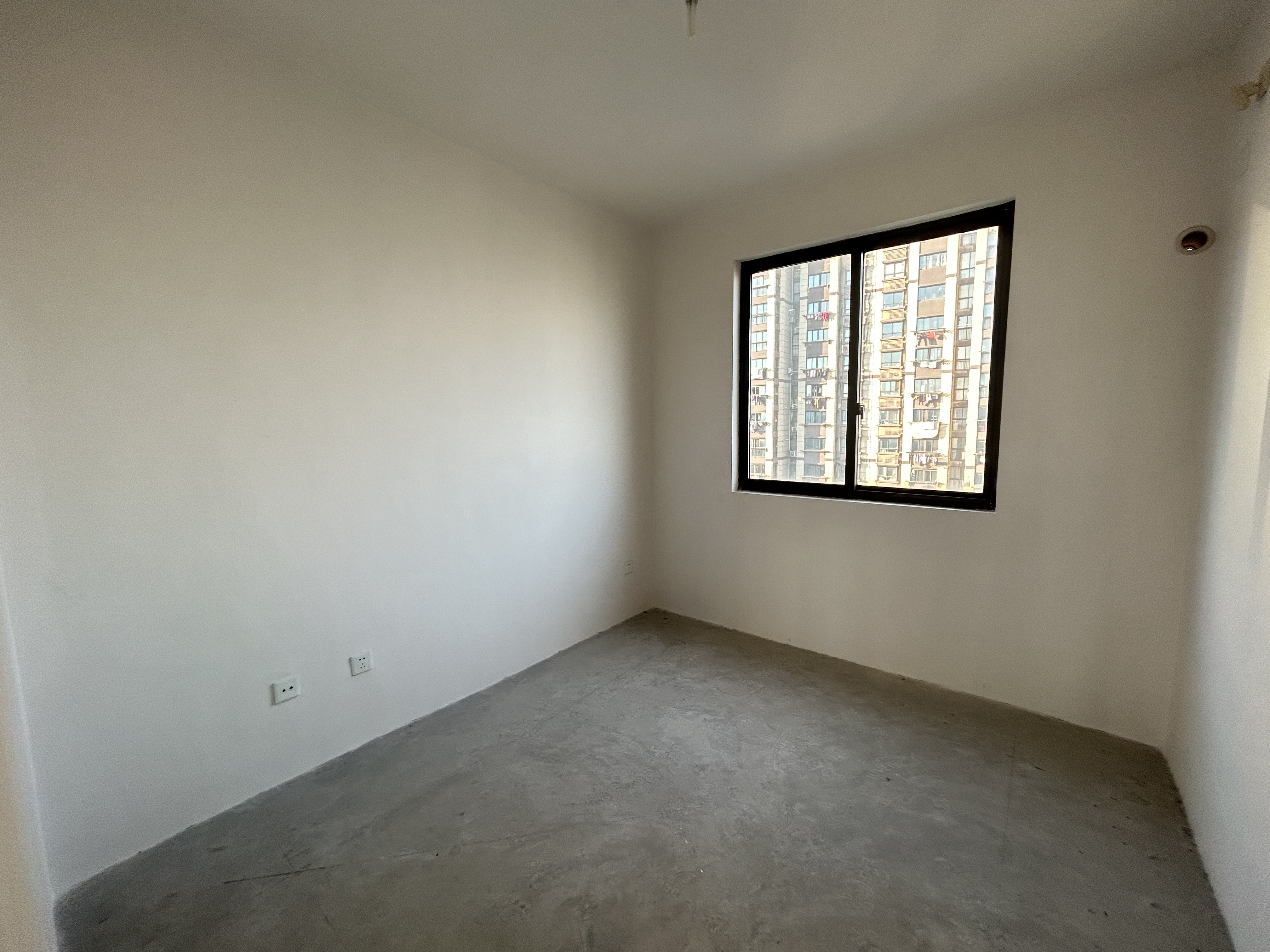 御景澜庭 3室2厅1卫 94.34m&sup2;