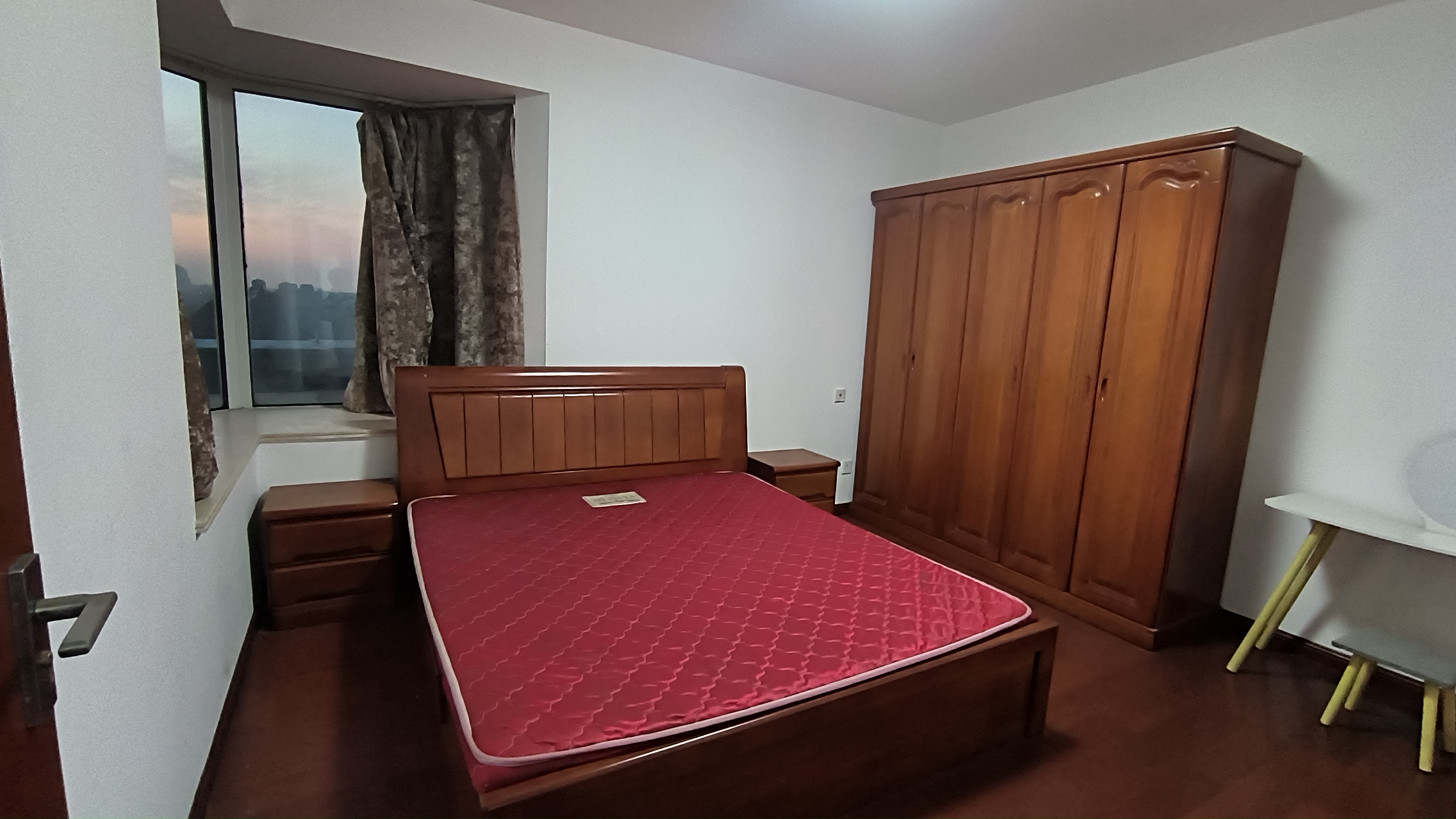 优山美地花园北区 2室2厅1卫 94m&sup2;
