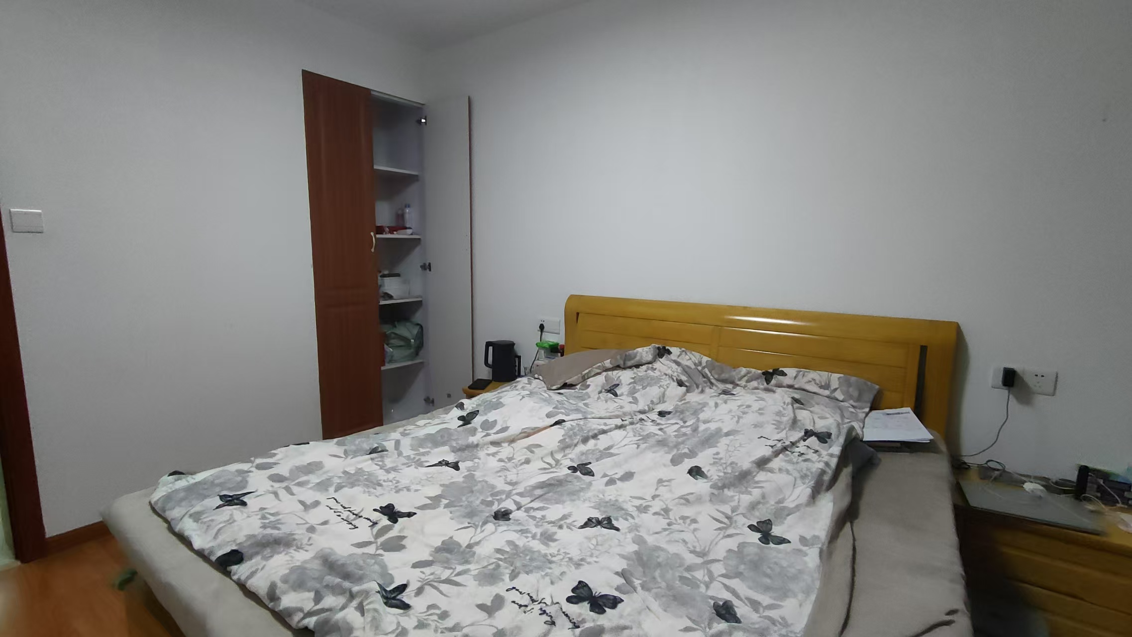 文峰新村 2室1厅1卫 70.51m&sup2;