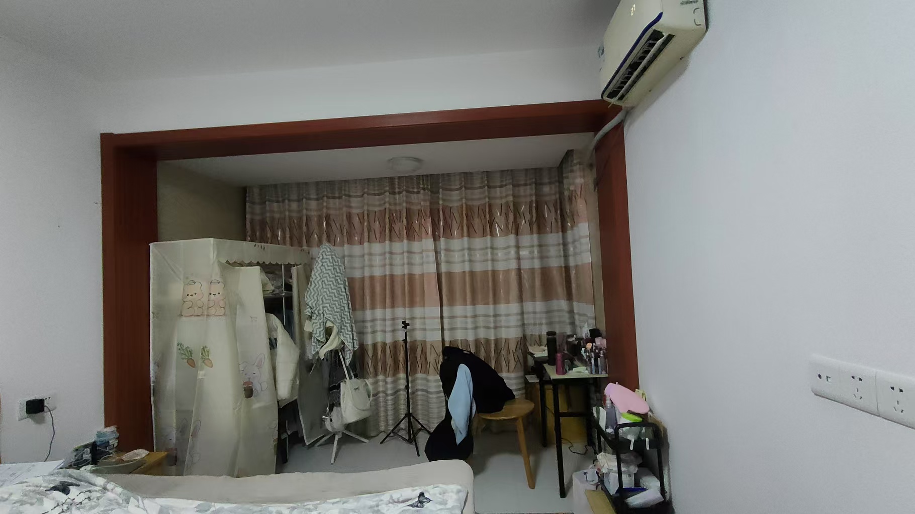 文峰新村 2室1厅1卫 70.51m&sup2;