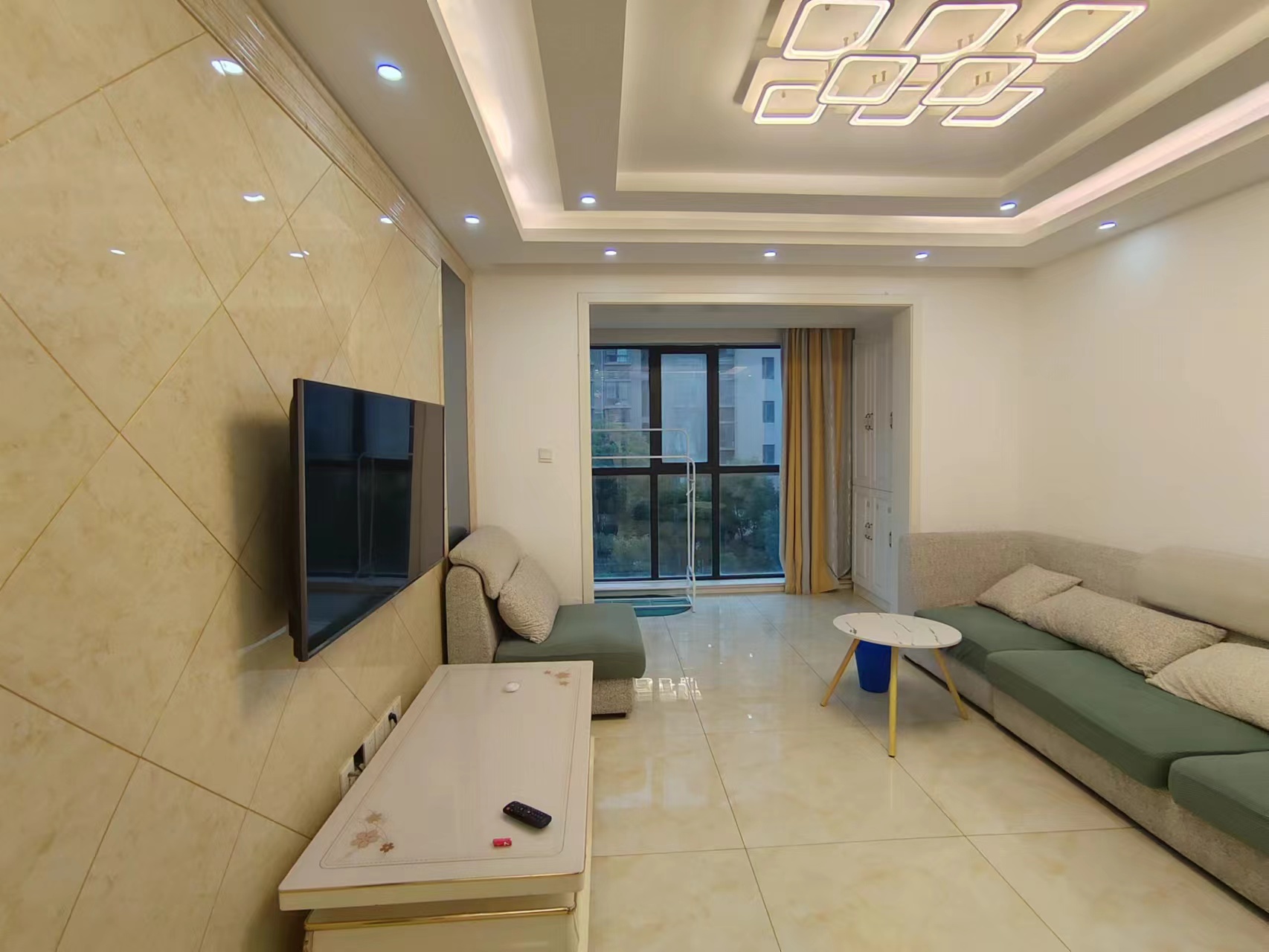 中港城 2室1厅1卫 88m²