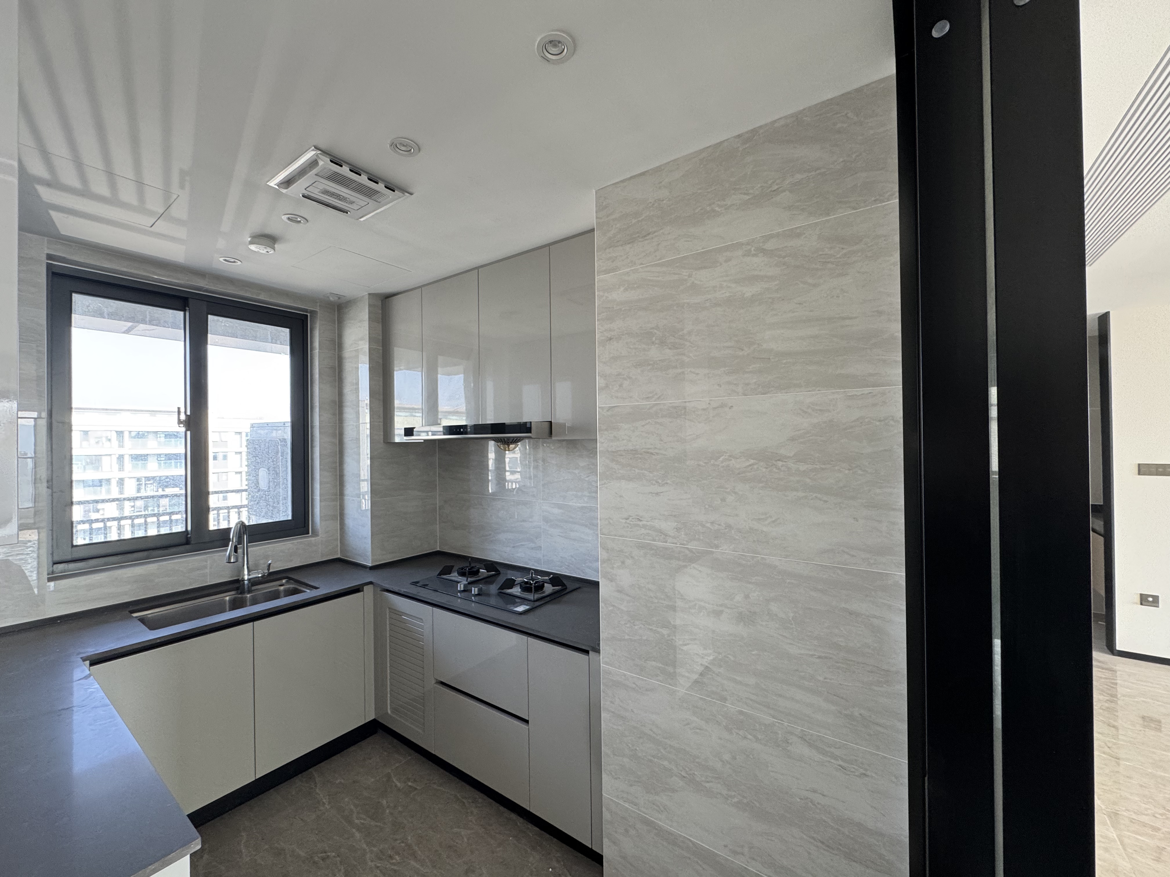 万科方圆 4室2厅2卫 160m&sup2;
