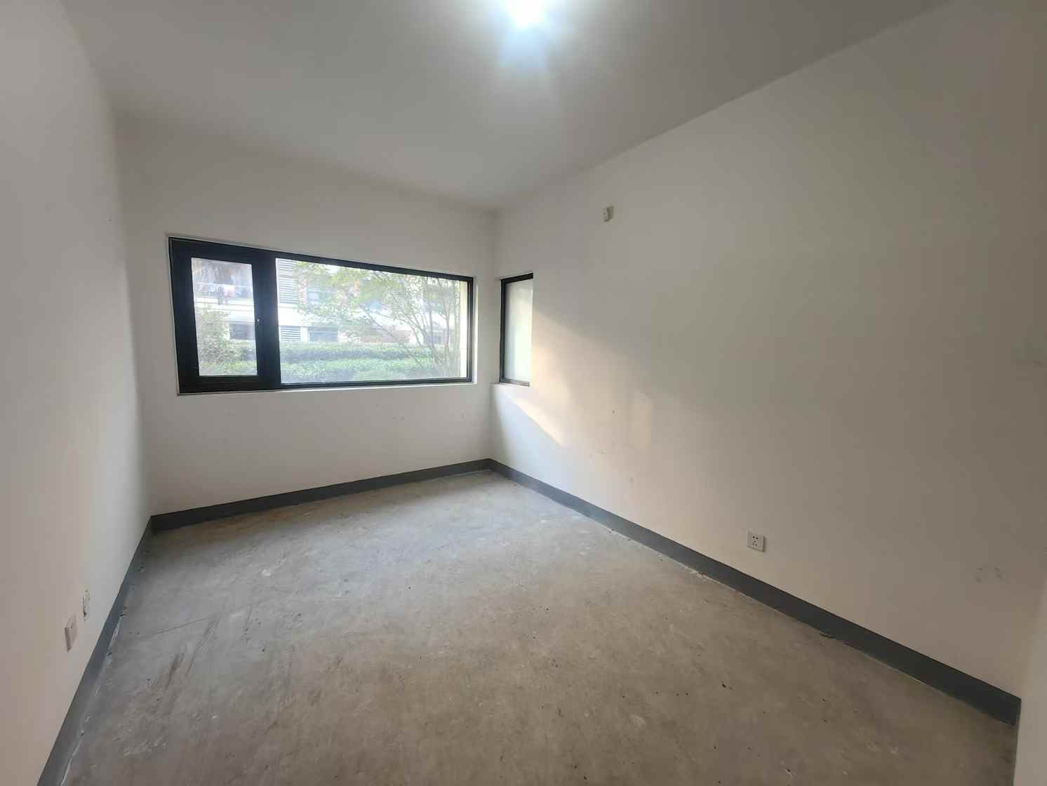 万科城市之光 3室2厅2卫 233.57m&sup2;