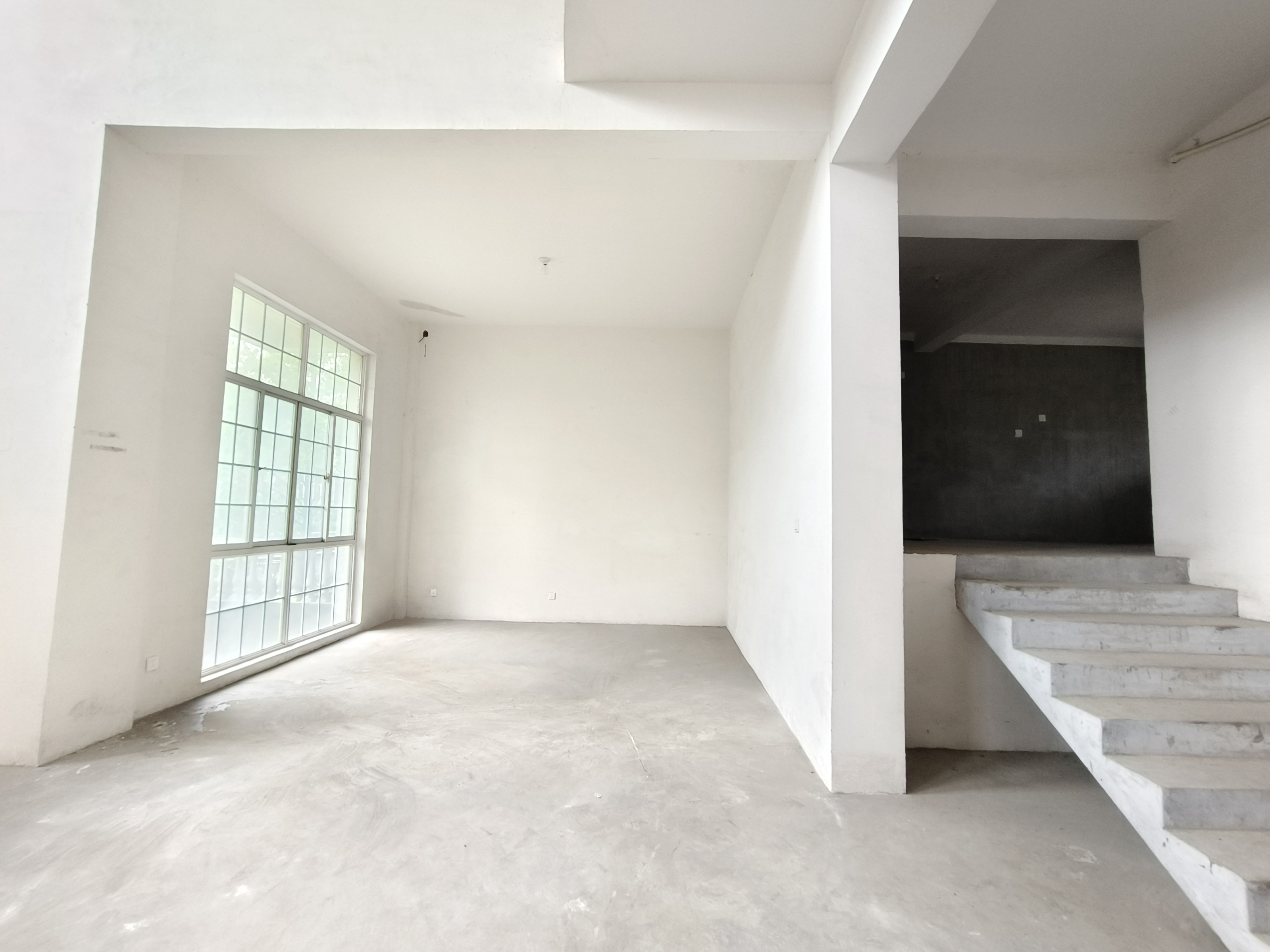 东郊庄园 6室2厅4卫 500m²