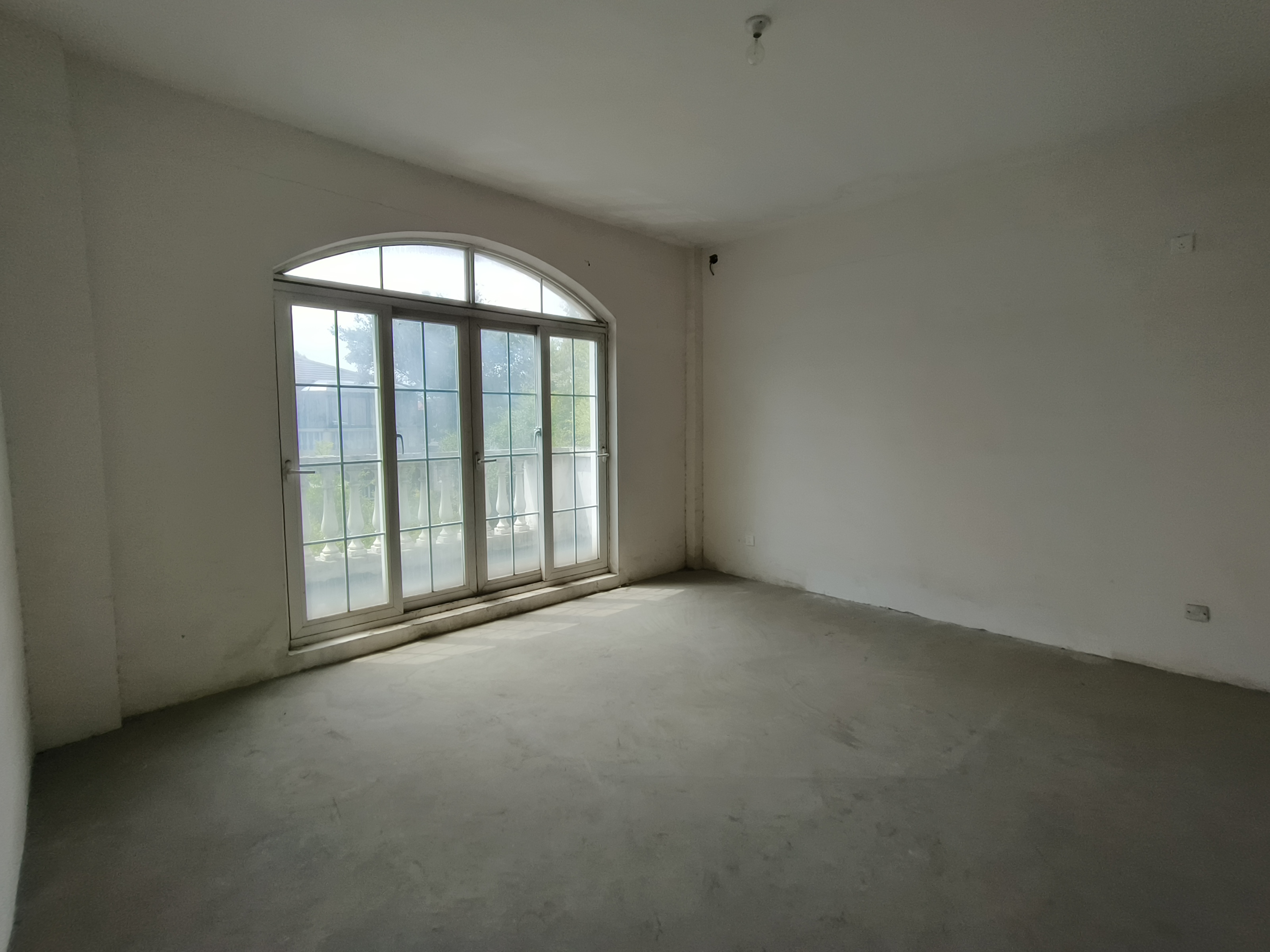 东郊庄园 6室2厅4卫 500m²