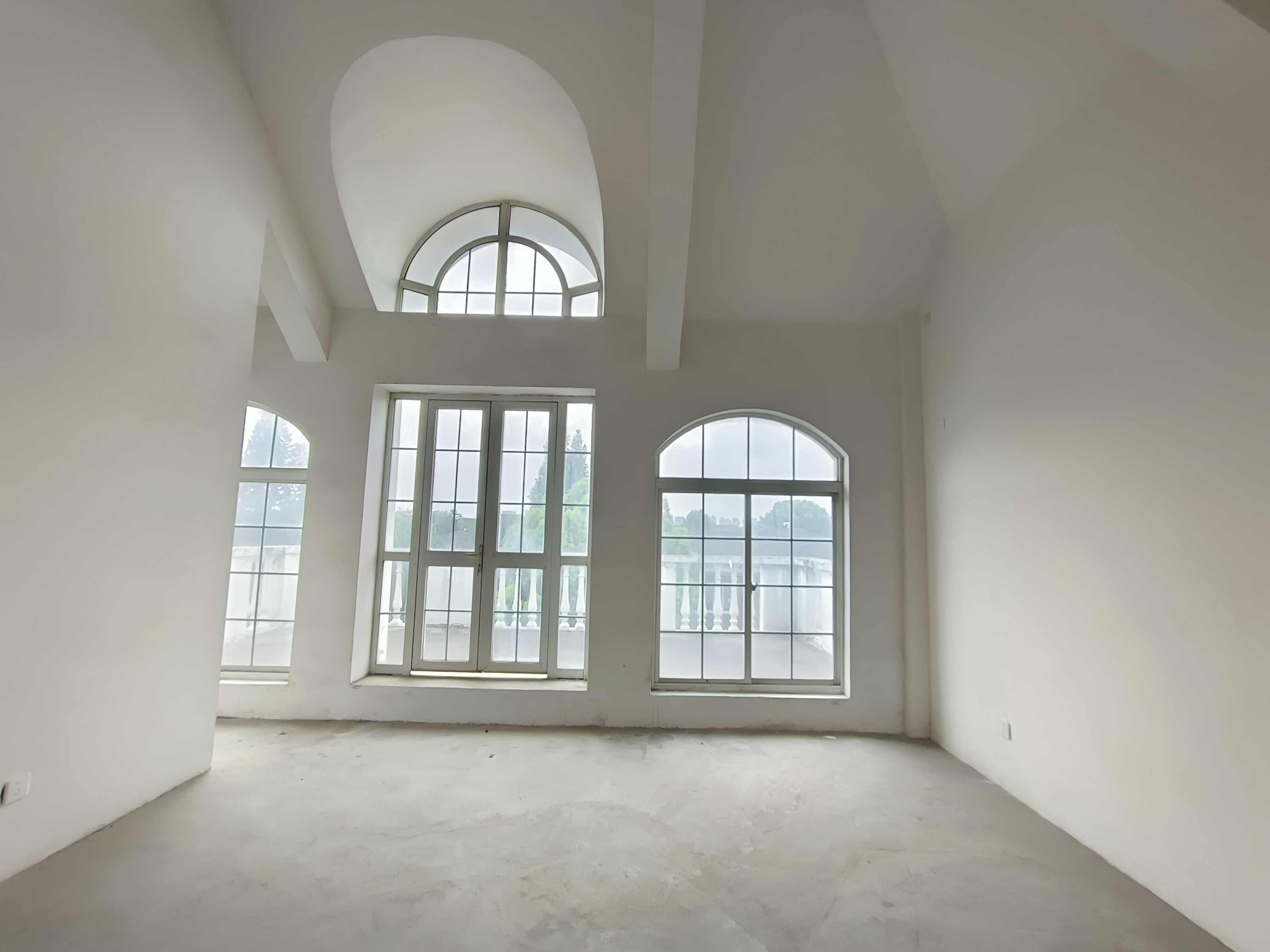 东郊庄园 6室2厅4卫 500m²
