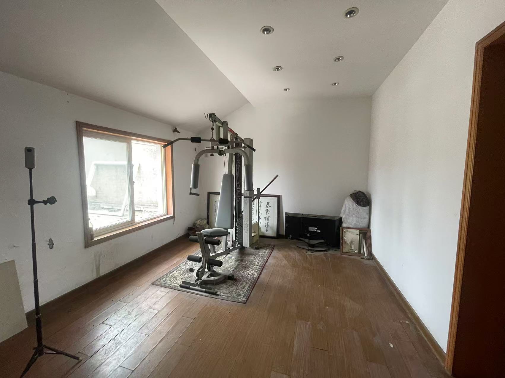 五山花苑 4室2厅2卫 151.73m²
