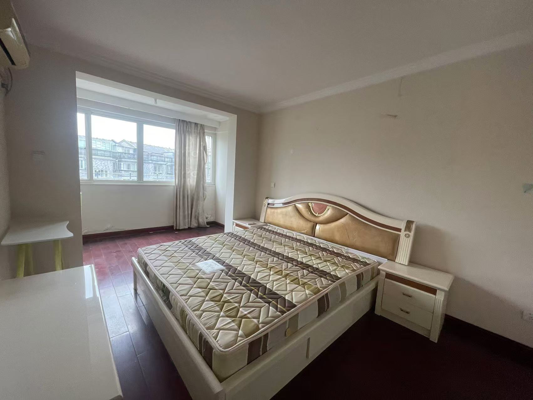 五山花苑 4室2厅2卫 151.73m&sup2;