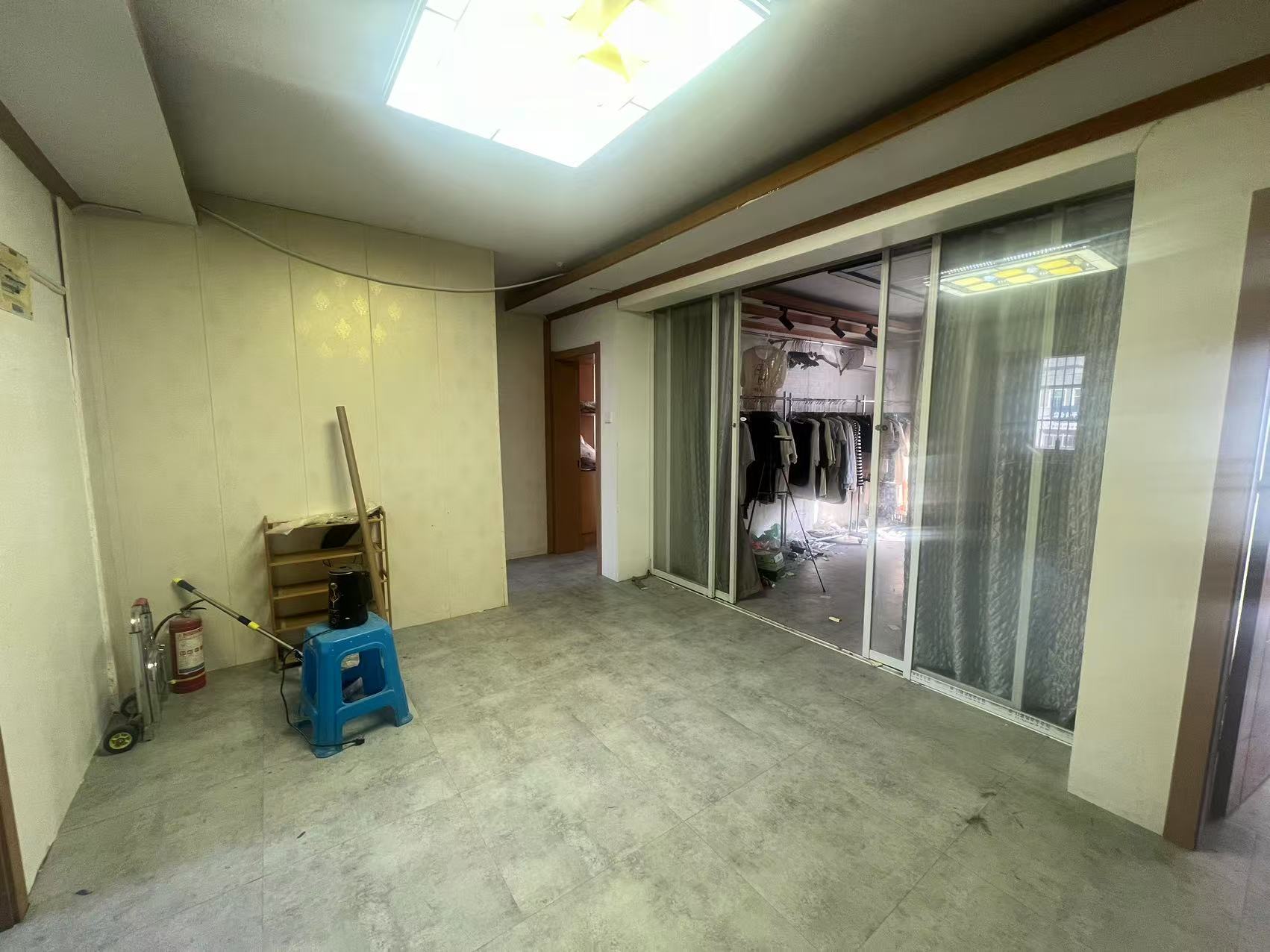 北濠桥东村 4室1厅1卫 110.08m²