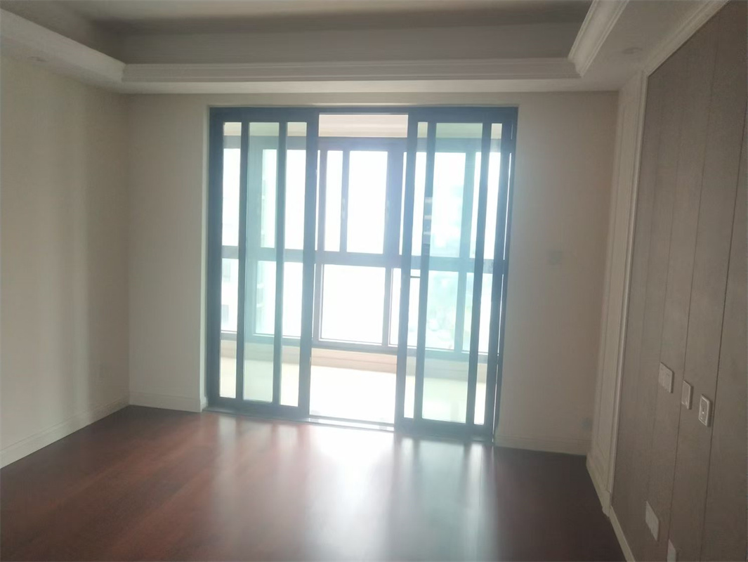 红星天铂 3室2厅2卫 128.03m&sup2;