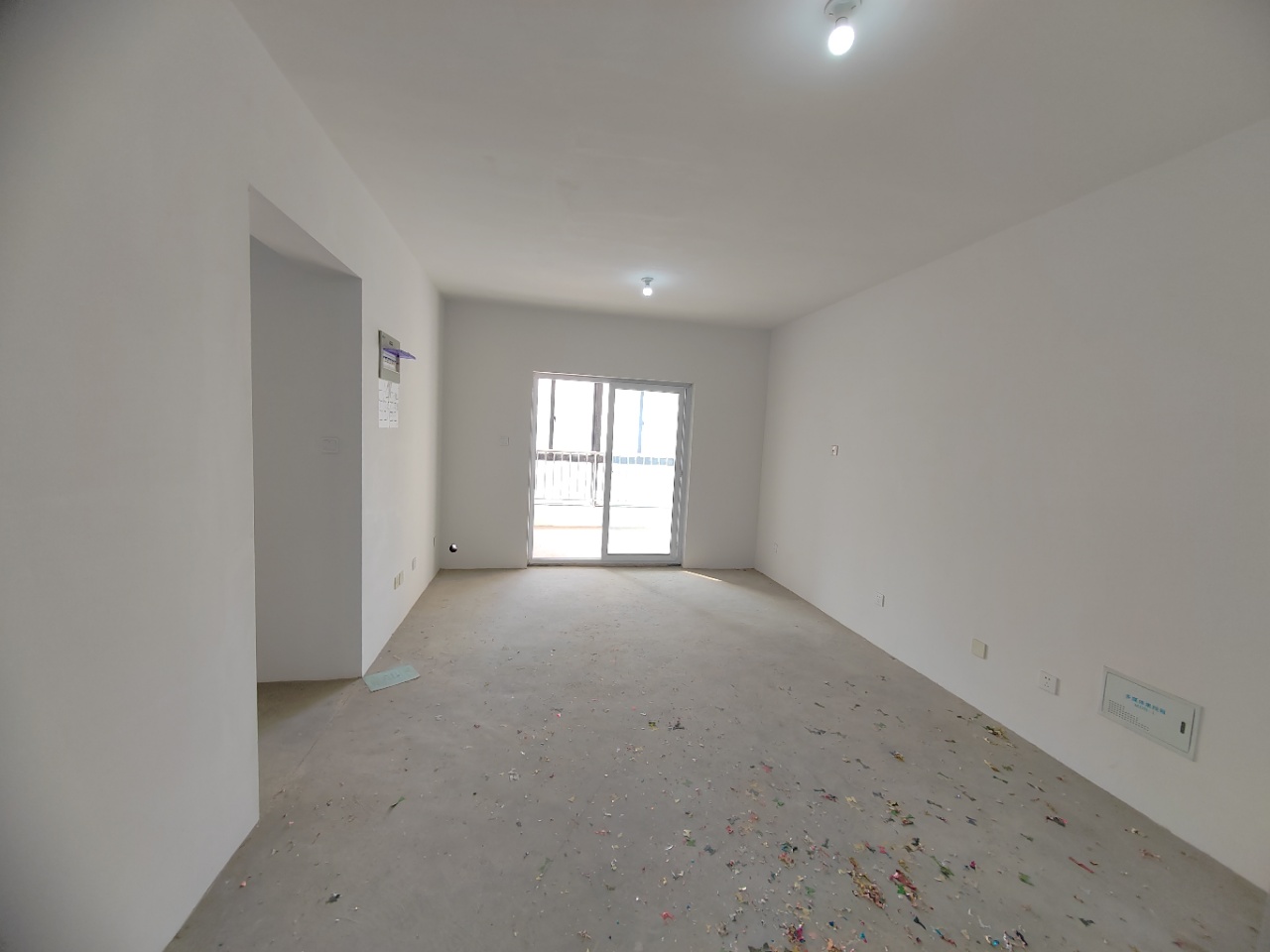 中港翡翠城 2室2厅1卫 90.11m²