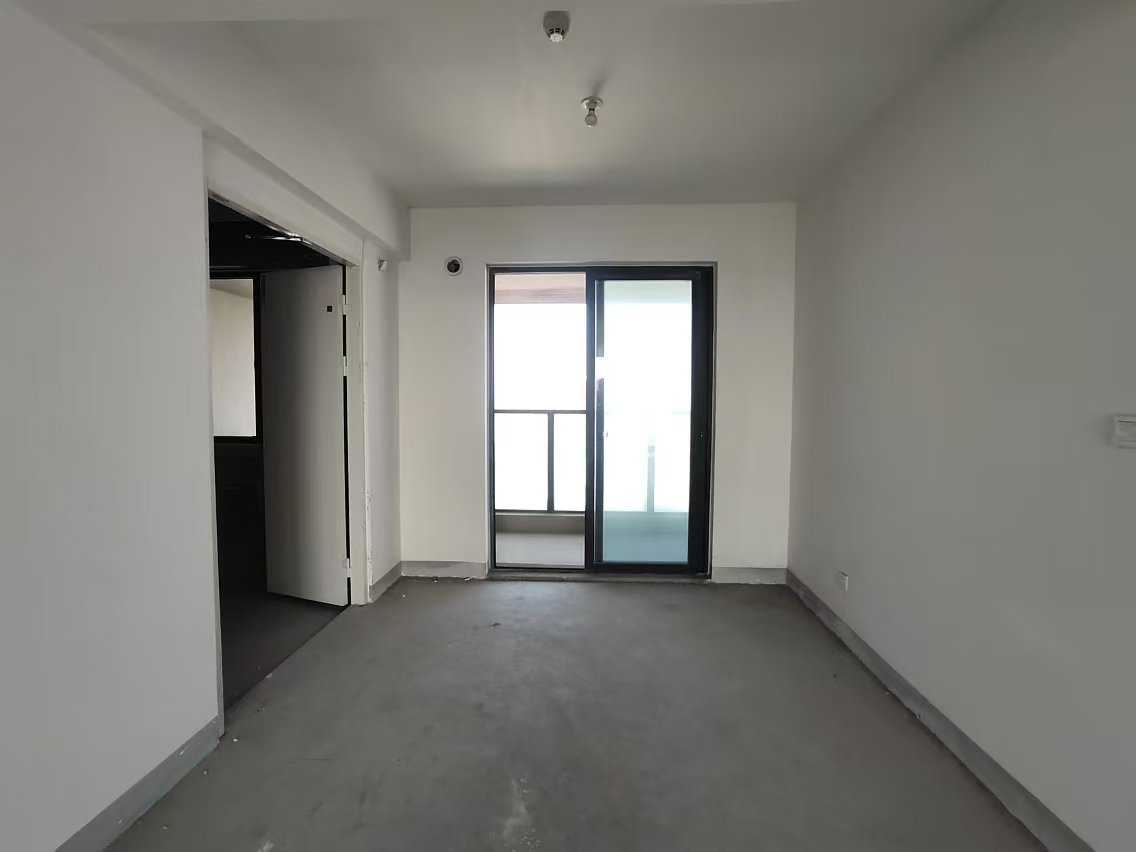 国城璟府 3室2厅2卫 140.68m²