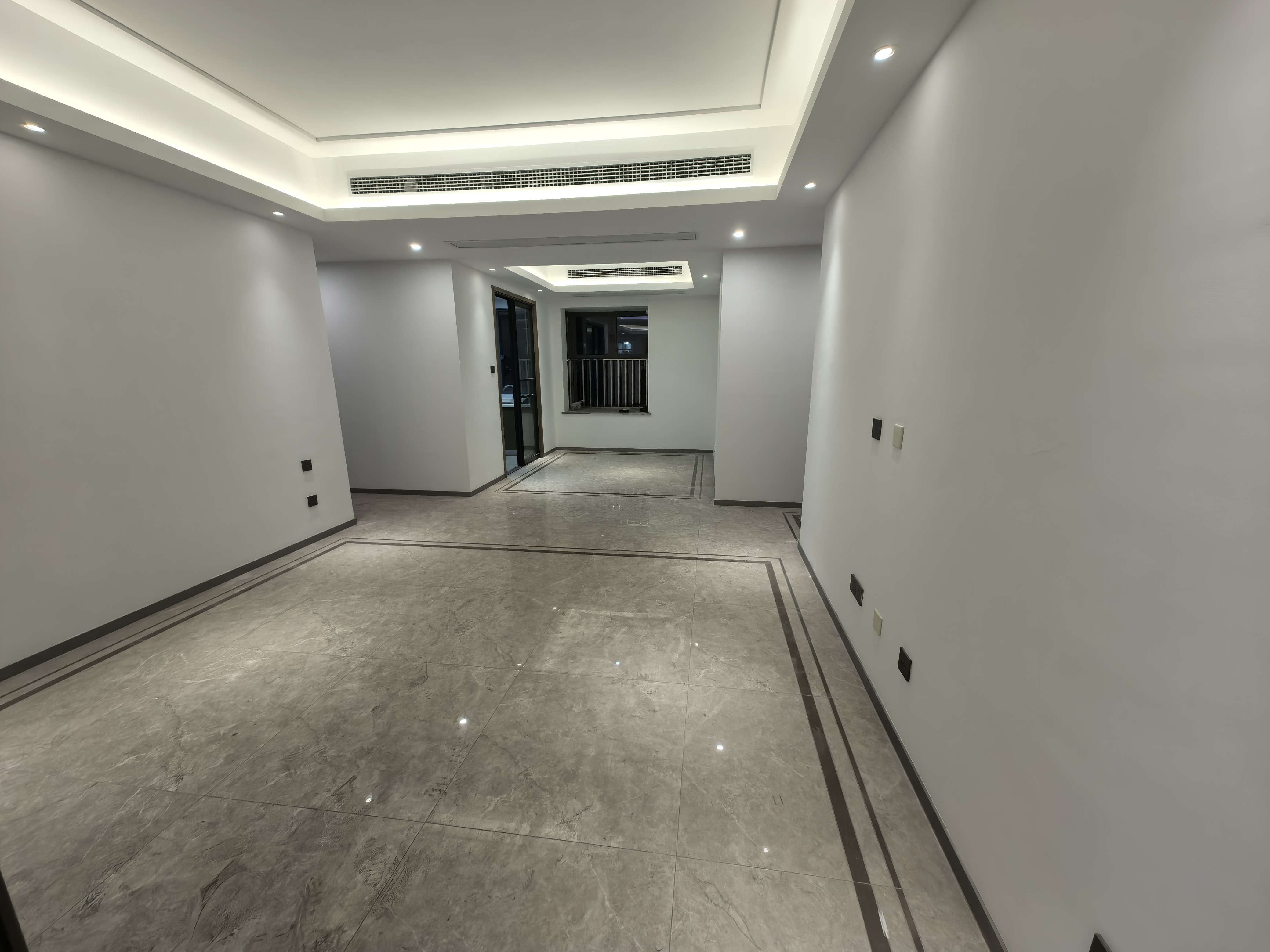 都会沁园 4室2厅2卫 149.04m&sup2;
