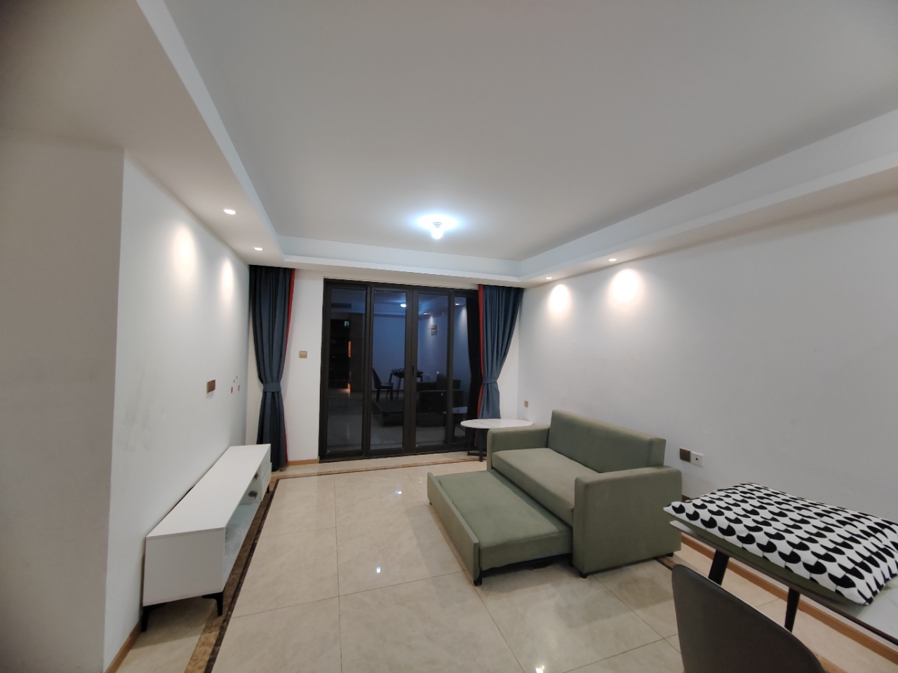 林肯公园 3室2厅1卫 92.05m²