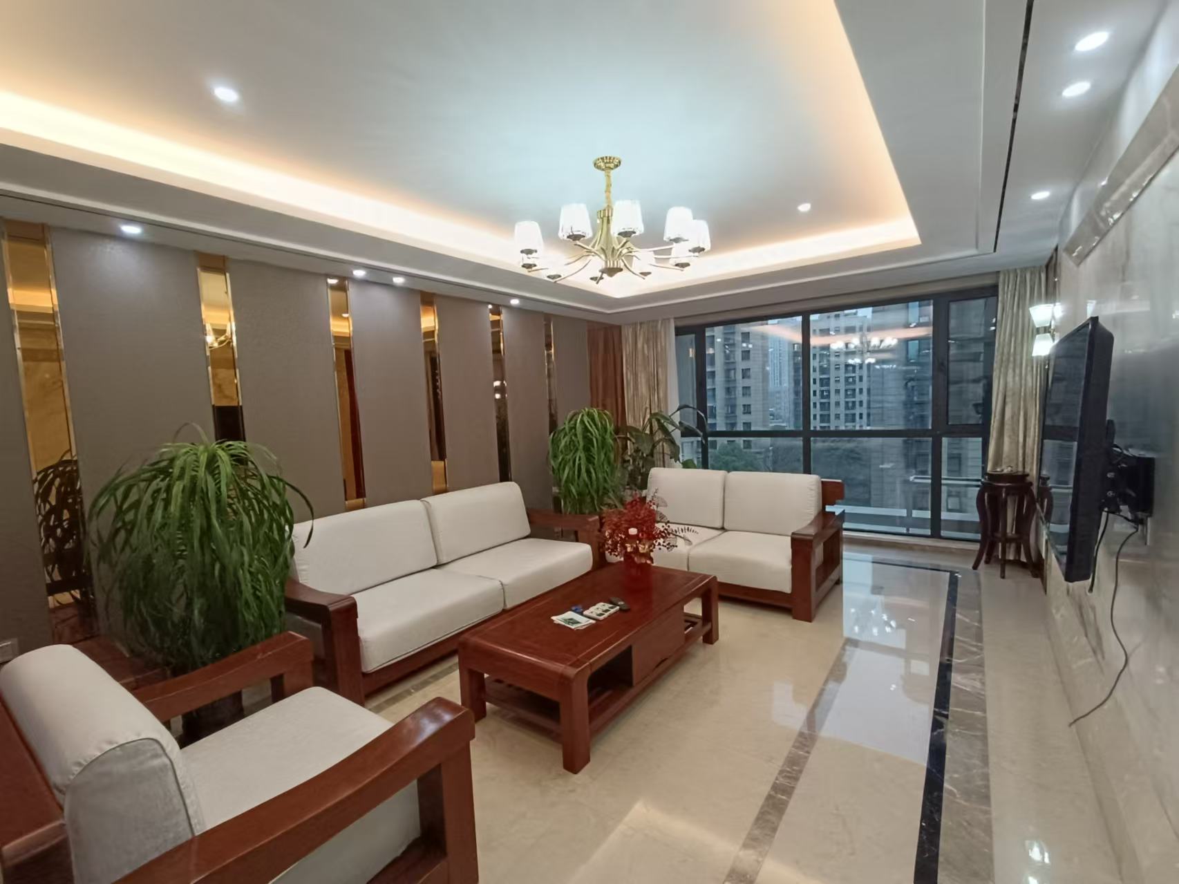 苏建学府雅居 3室2厅2卫 130m²