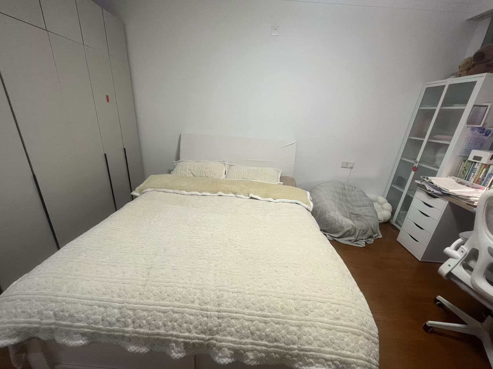 鸿运城市花苑 2室1厅1卫 70.62m&sup2;