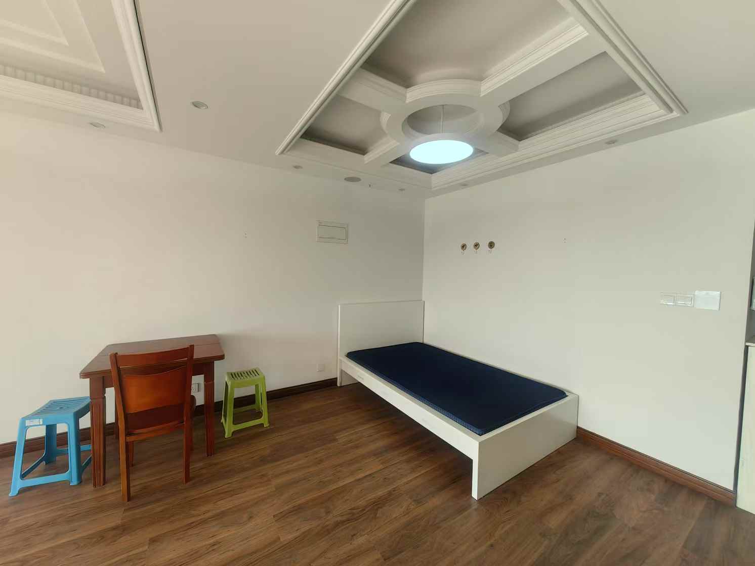 恒盛豪庭 1室1厅1卫 70m²