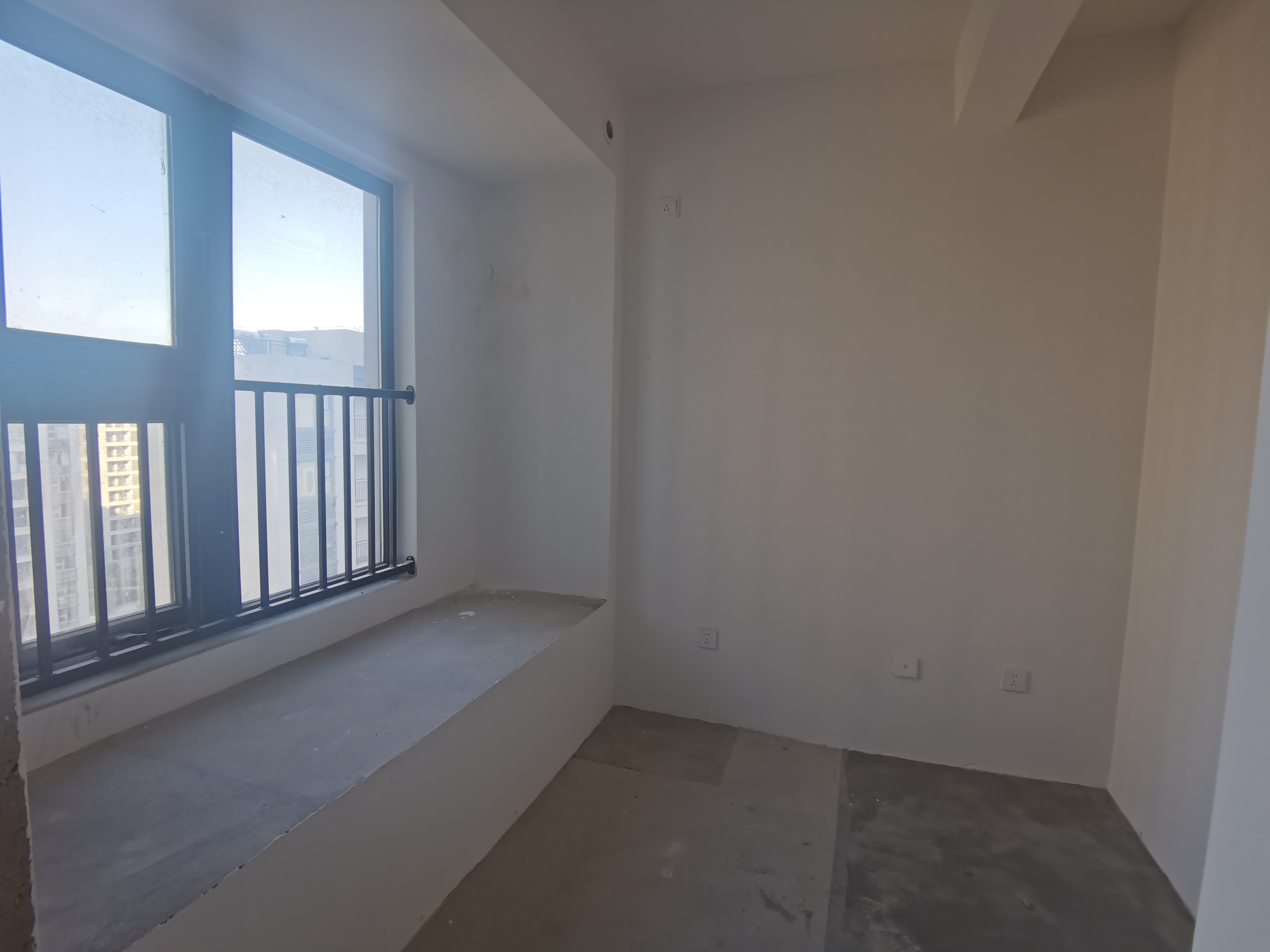 东时区 3室2厅1卫 93m&sup2;