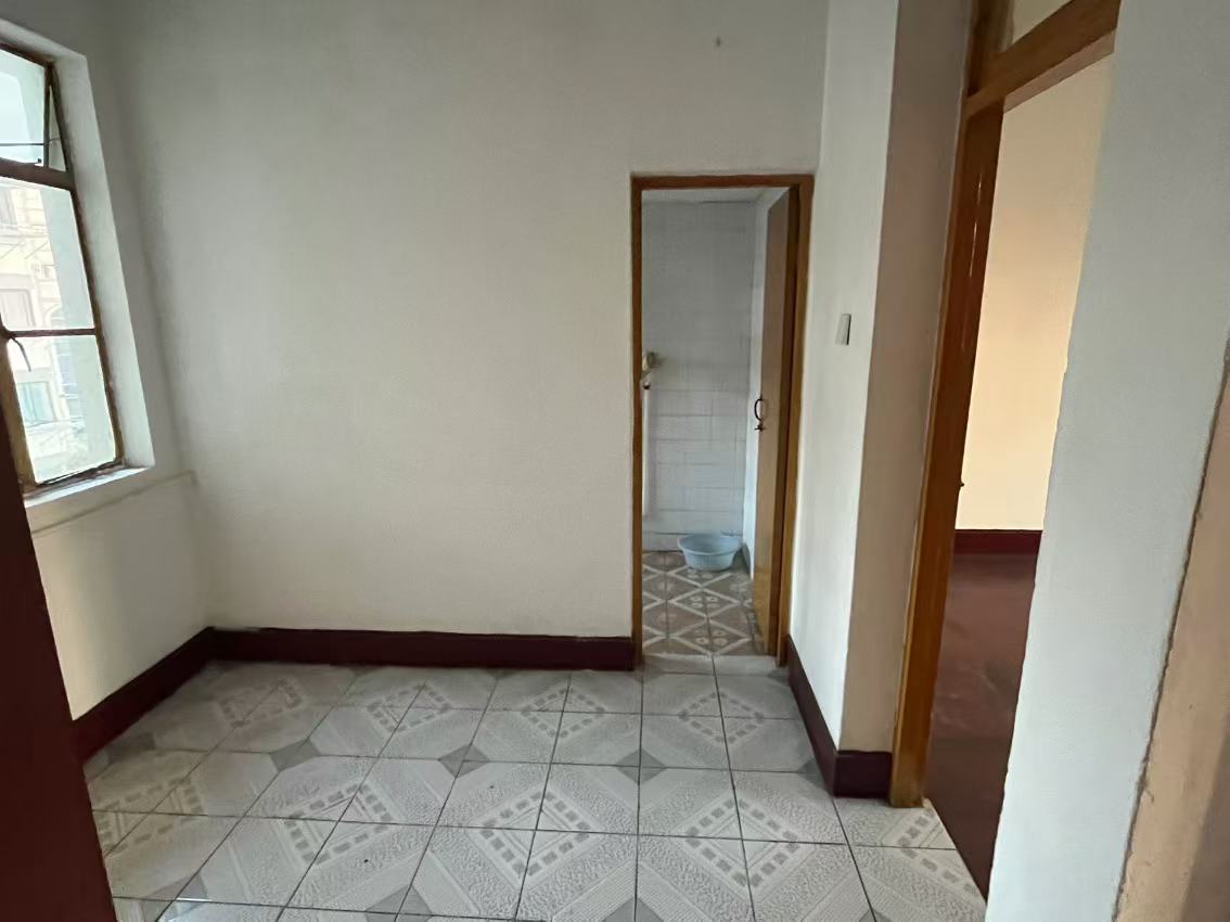 起凤园 2室1厅1卫 62m²