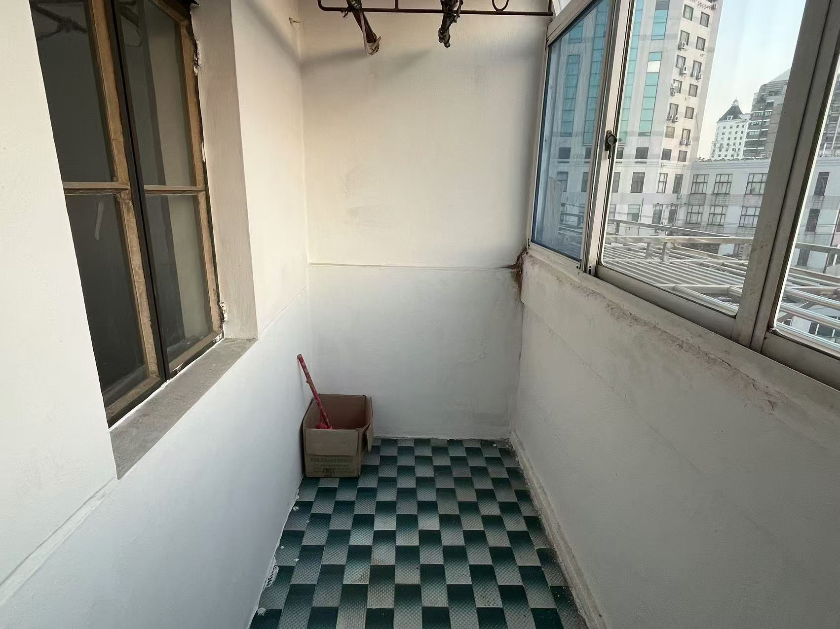 起凤园 2室1厅1卫 62m&sup2;