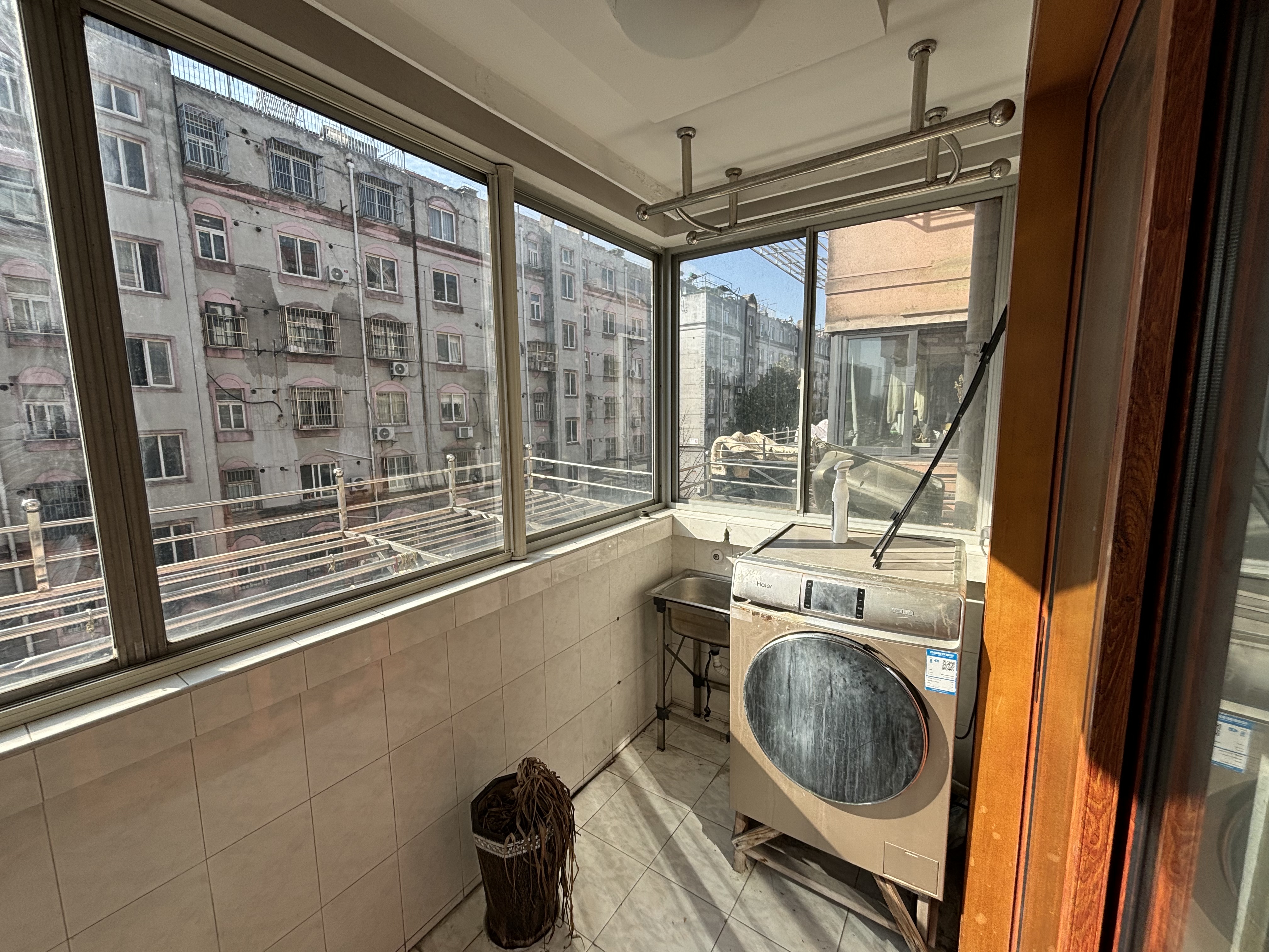 德民花苑东区 3室2厅1卫 125m&sup2;
