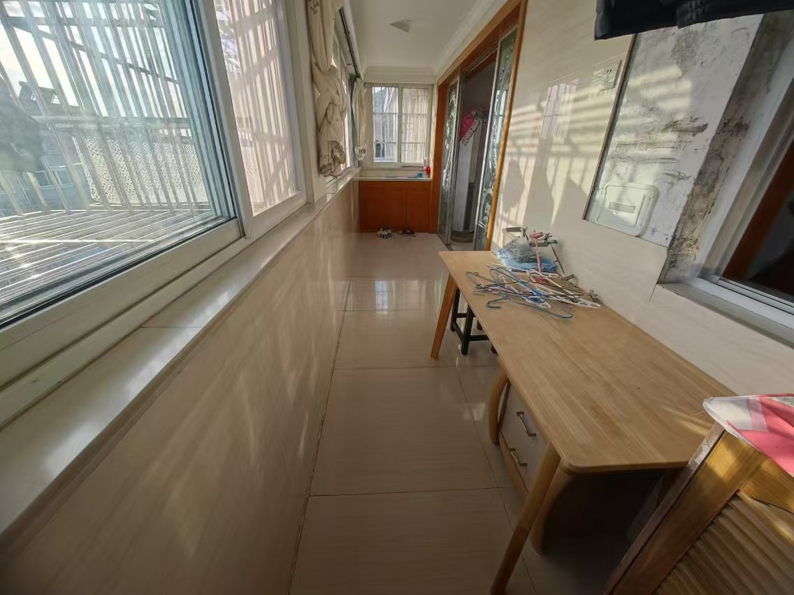 天山花苑西区 3室2厅1卫 125.37m&sup2;