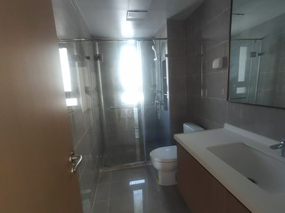 海纳春江 3室2厅2卫 110.96m²