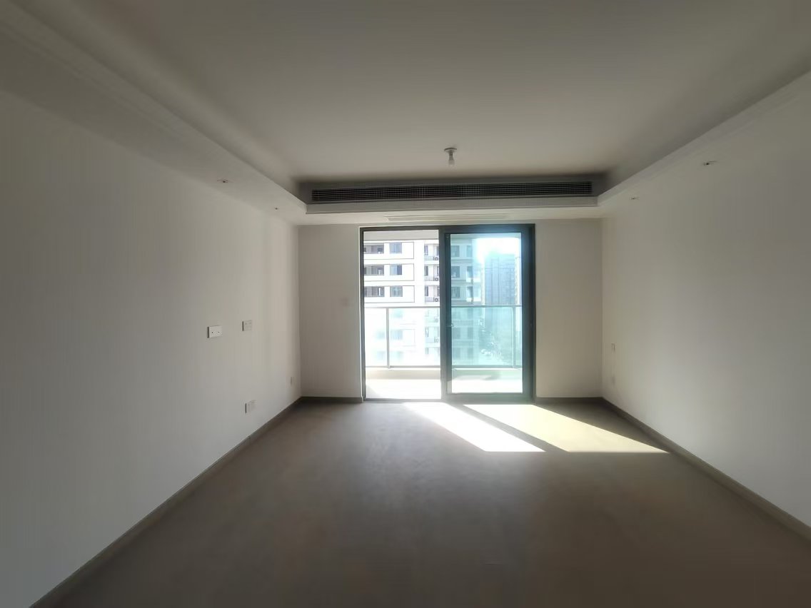海纳春江 3室2厅2卫 110.96m²