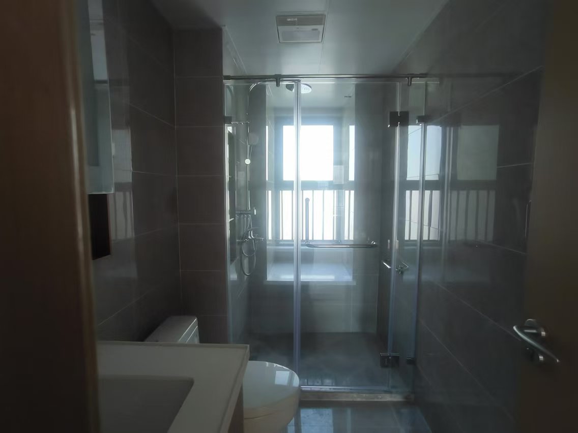 海纳春江 3室2厅2卫 110.96m²