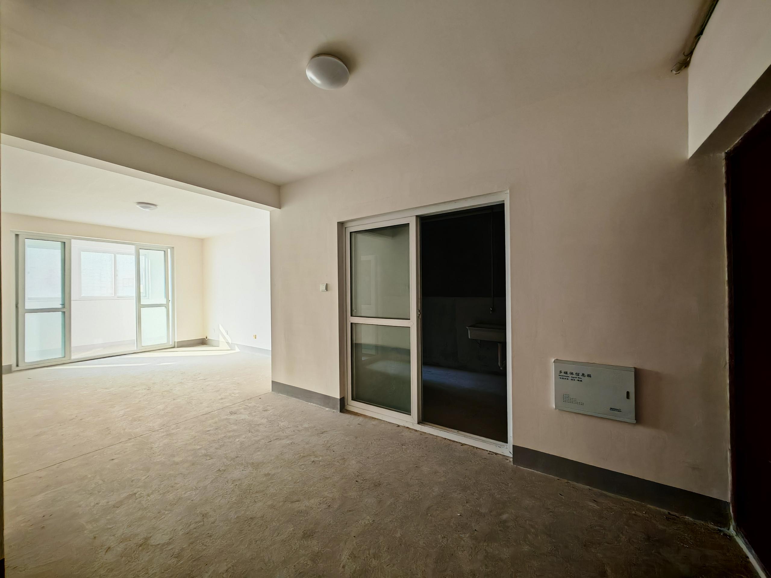 三里墩花苑 2室2厅1卫 98.00m²