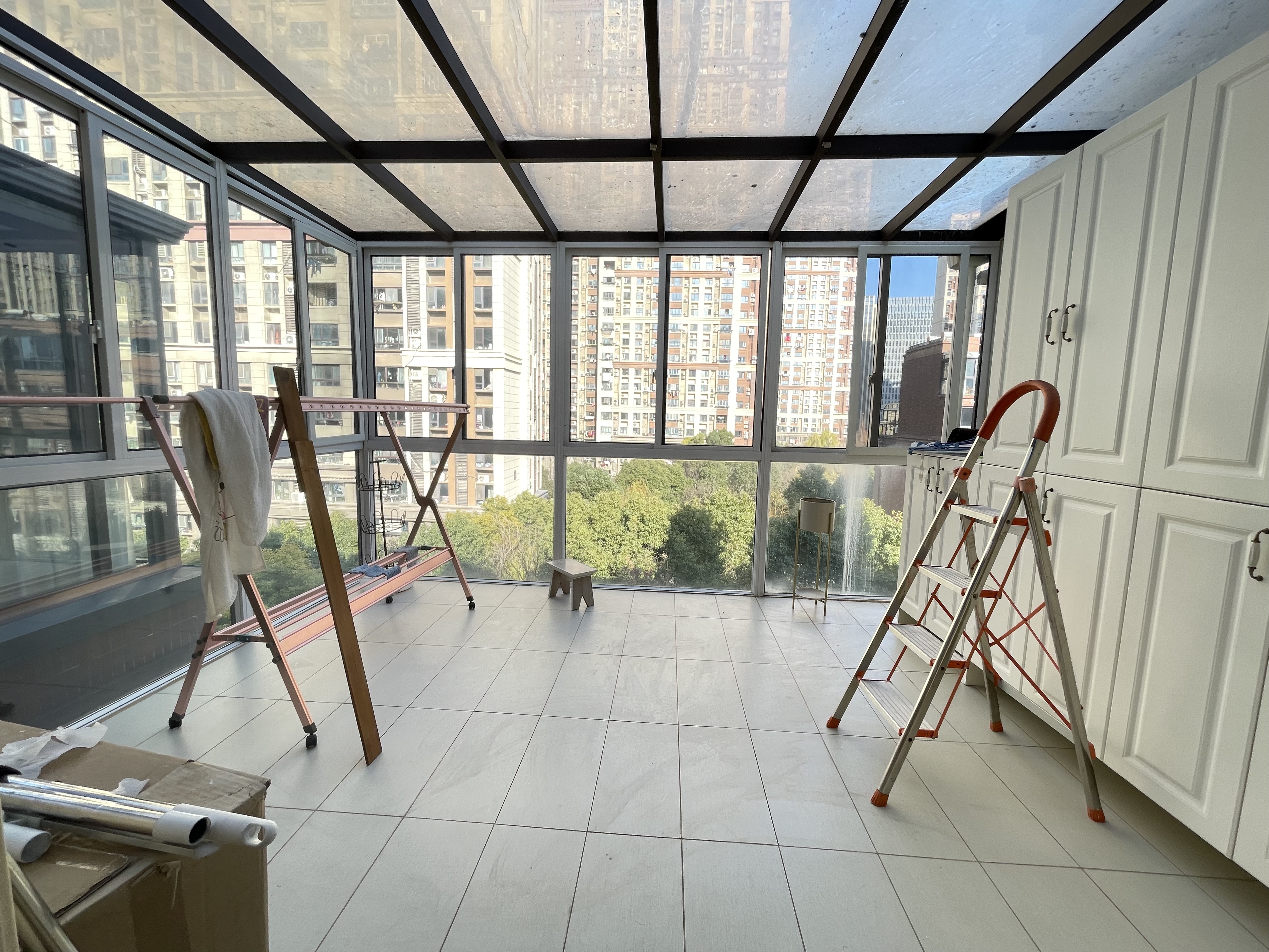 世茂公元 4室2厅2卫 166.66m&sup2;