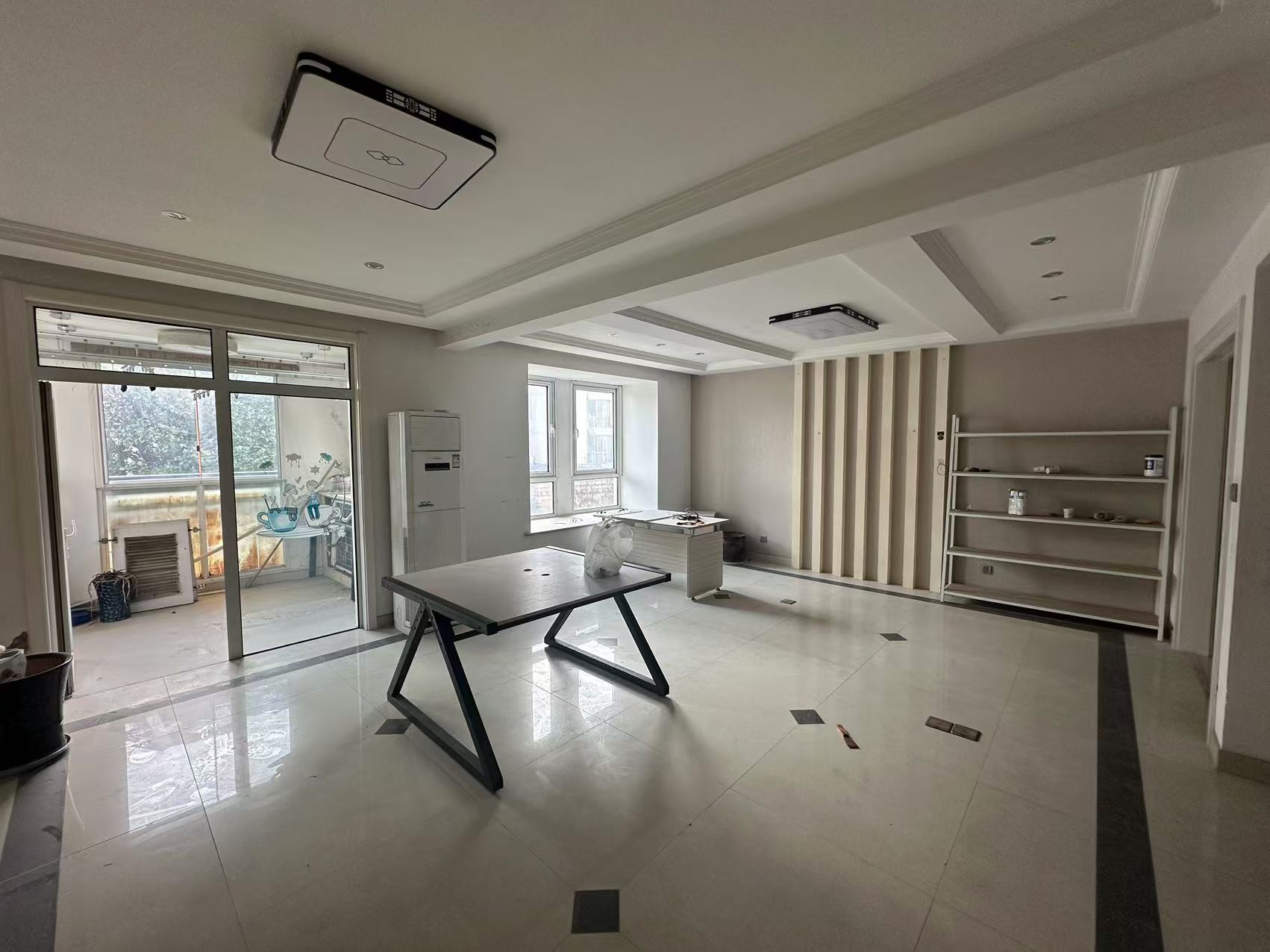军山花园 3室2厅2卫 167m&sup2;