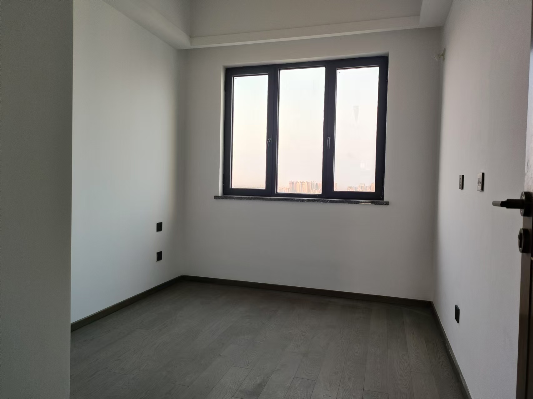都会沁园 4室2厅2卫 149.9m&sup2;
