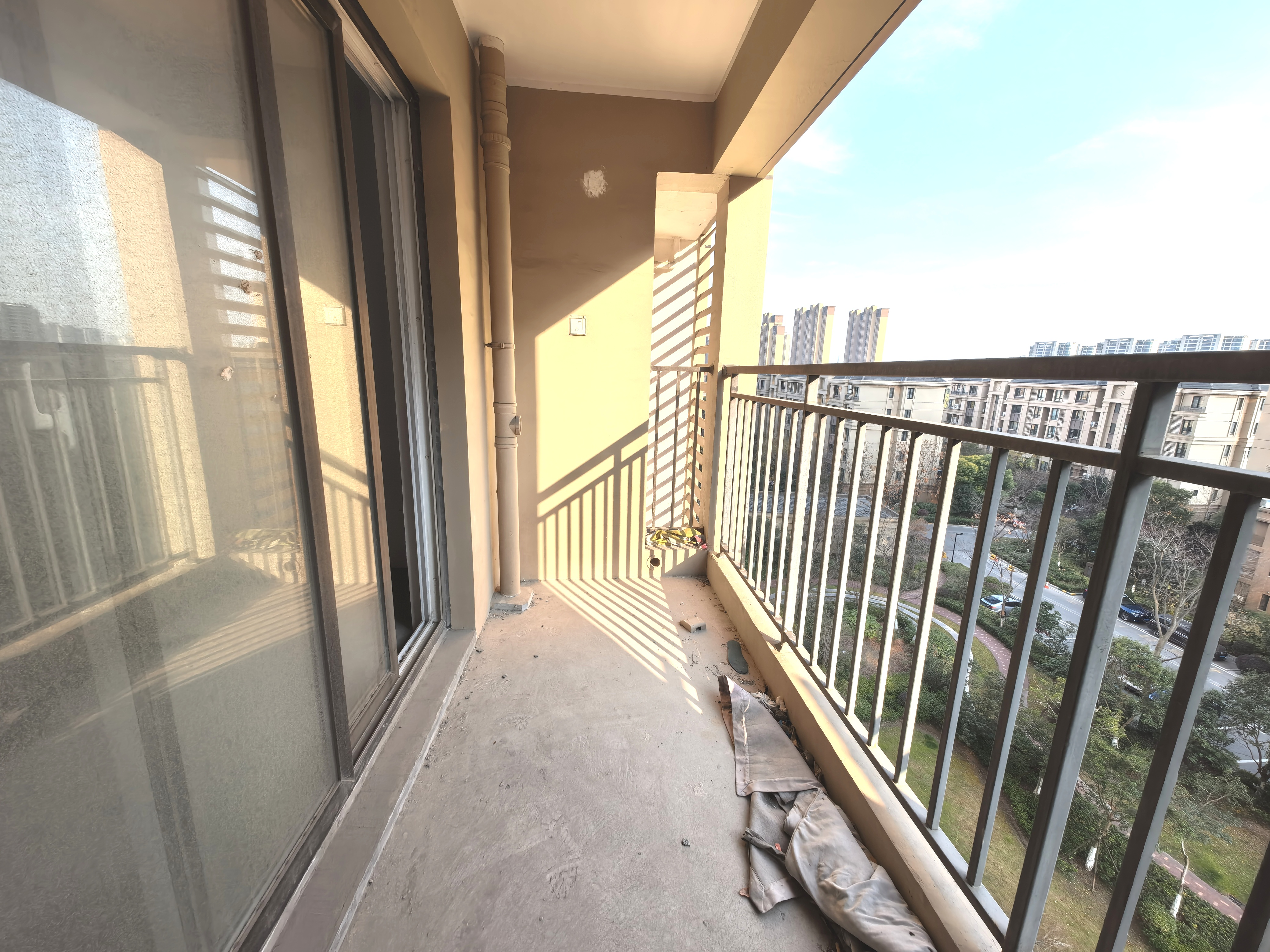 中海碧林湾 3室1厅1卫 107.37m&sup2;