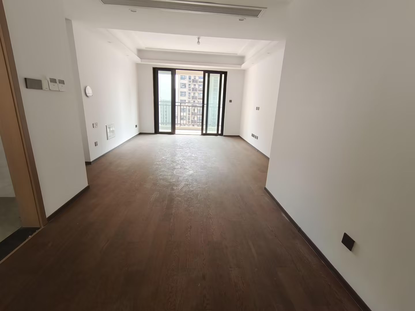 春风南岸东园 4室2厅2卫 138m²