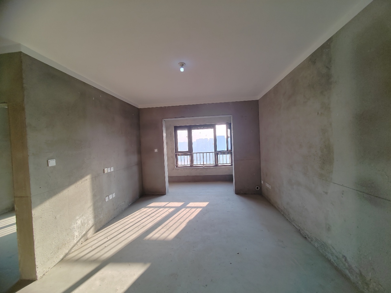 中兴兰溪荟 3室2厅1卫 102.31m²