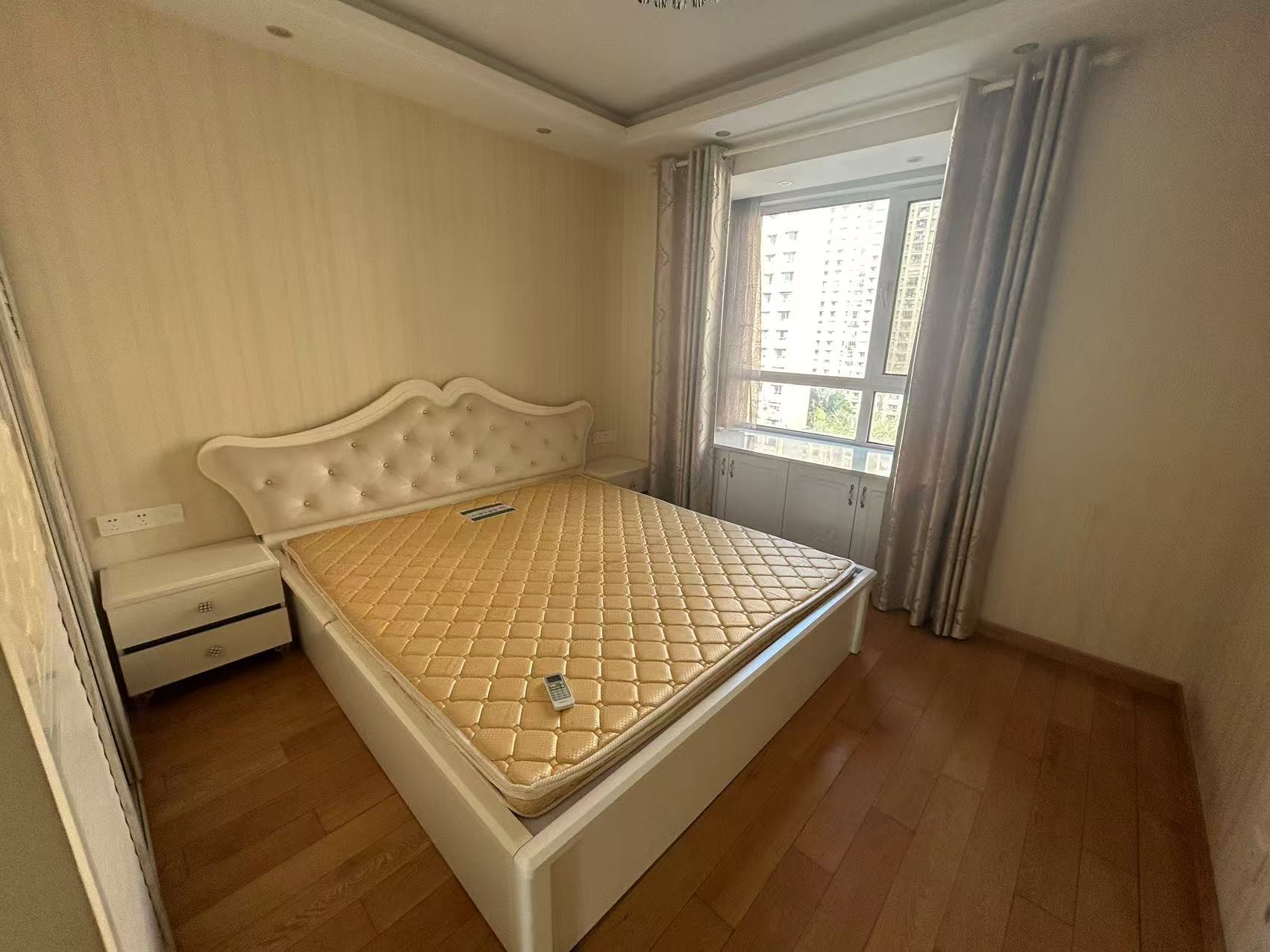 弘阳上城 3室2厅2卫 133m&sup2;